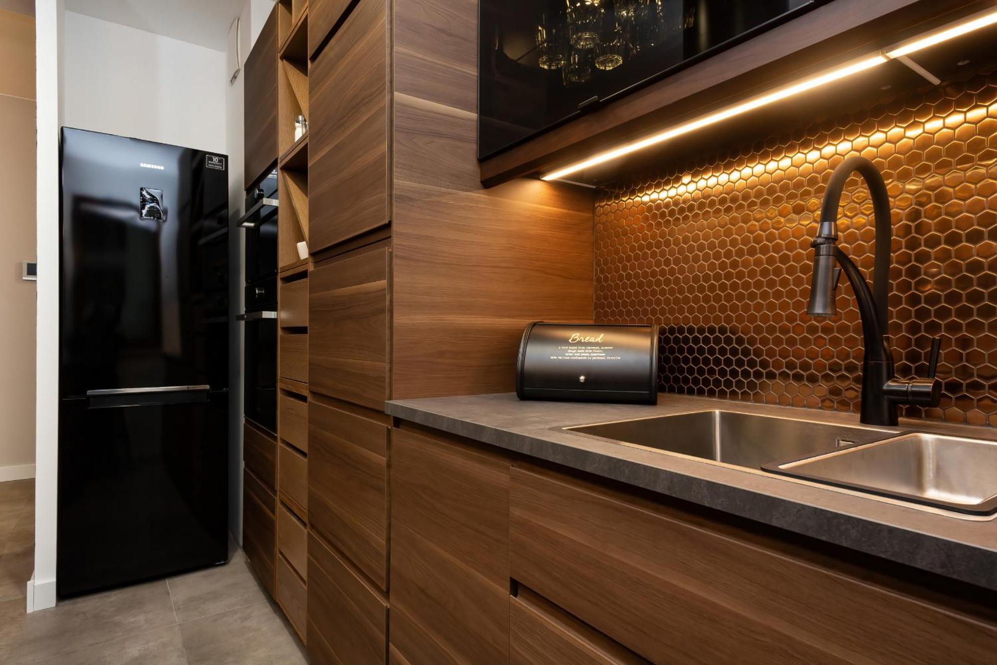 Apartment Lux Unique Rzeczypospolitej With Parking By Renters Prestige