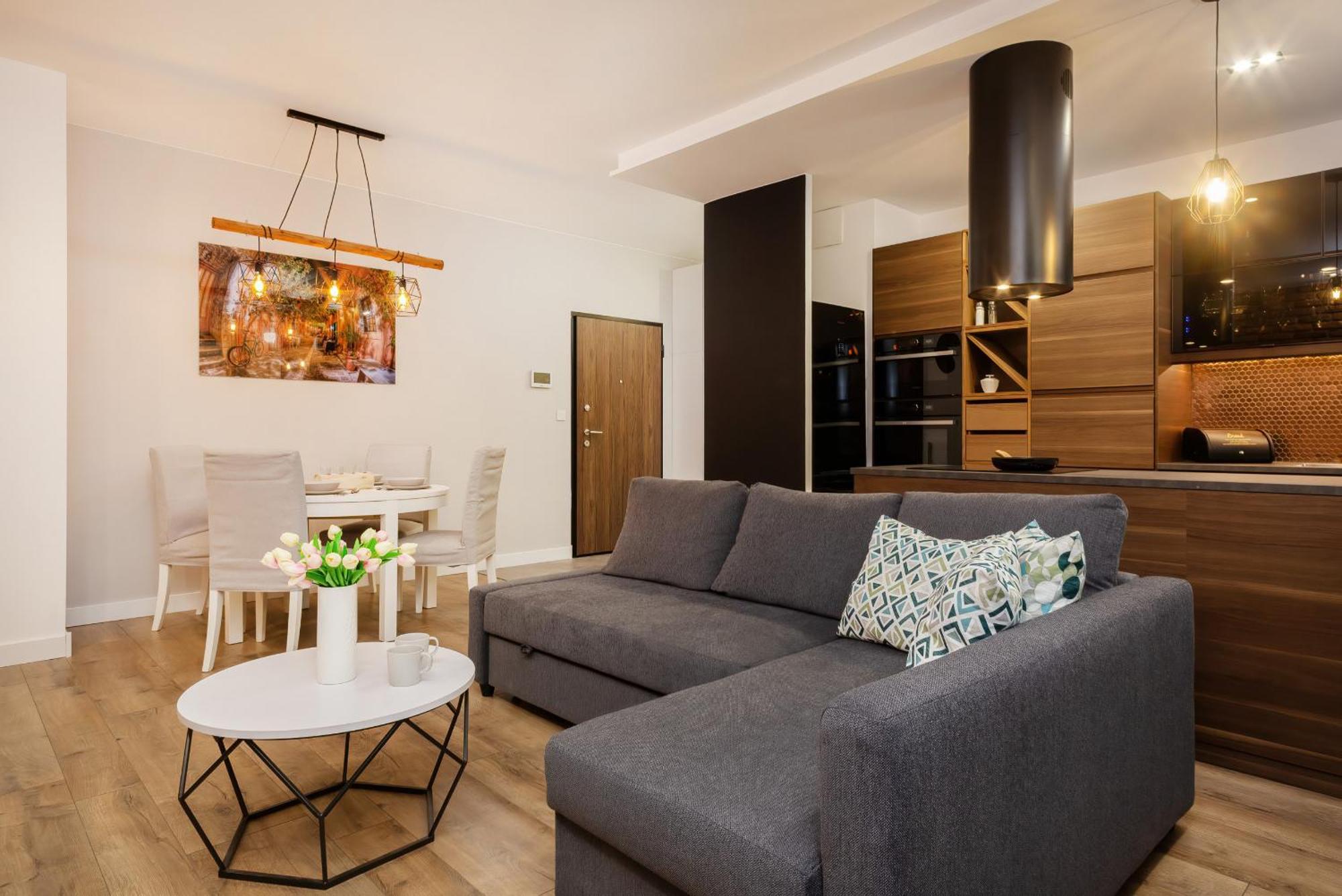 Apartment Lux Unique Rzeczypospolitej With Parking By Renters Prestige Warsaw
