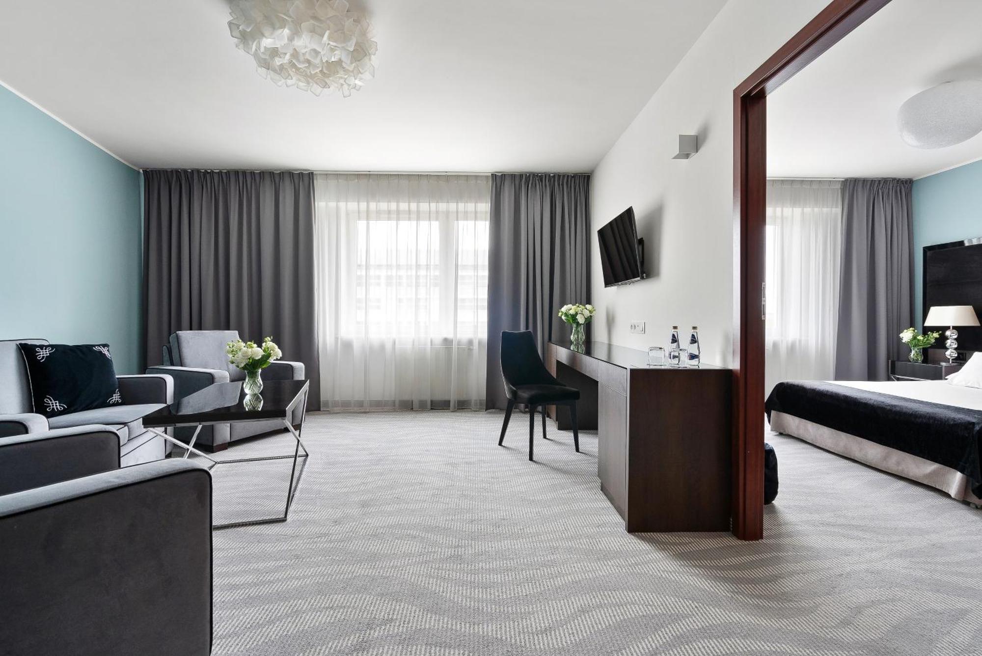 Hotel Witkowski Airport 3*