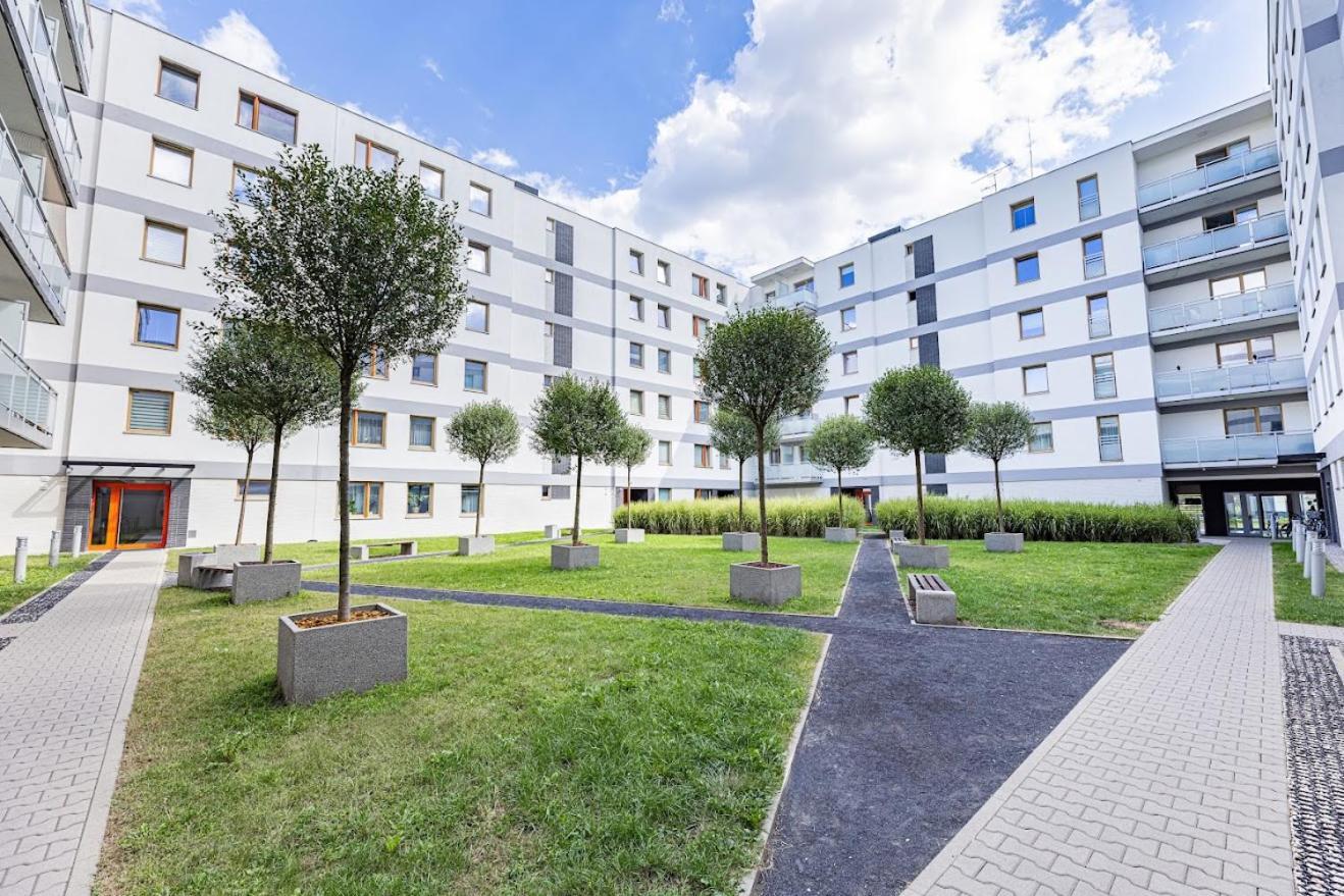 Z Parkingiem, Obok Metra. Apartment Warsaw