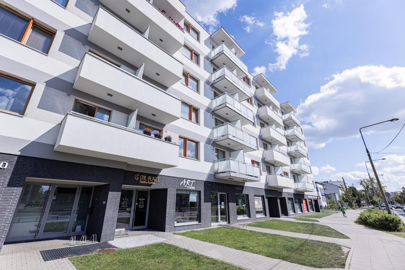 Z Parkingiem, Obok Metra. Apartment Warsaw