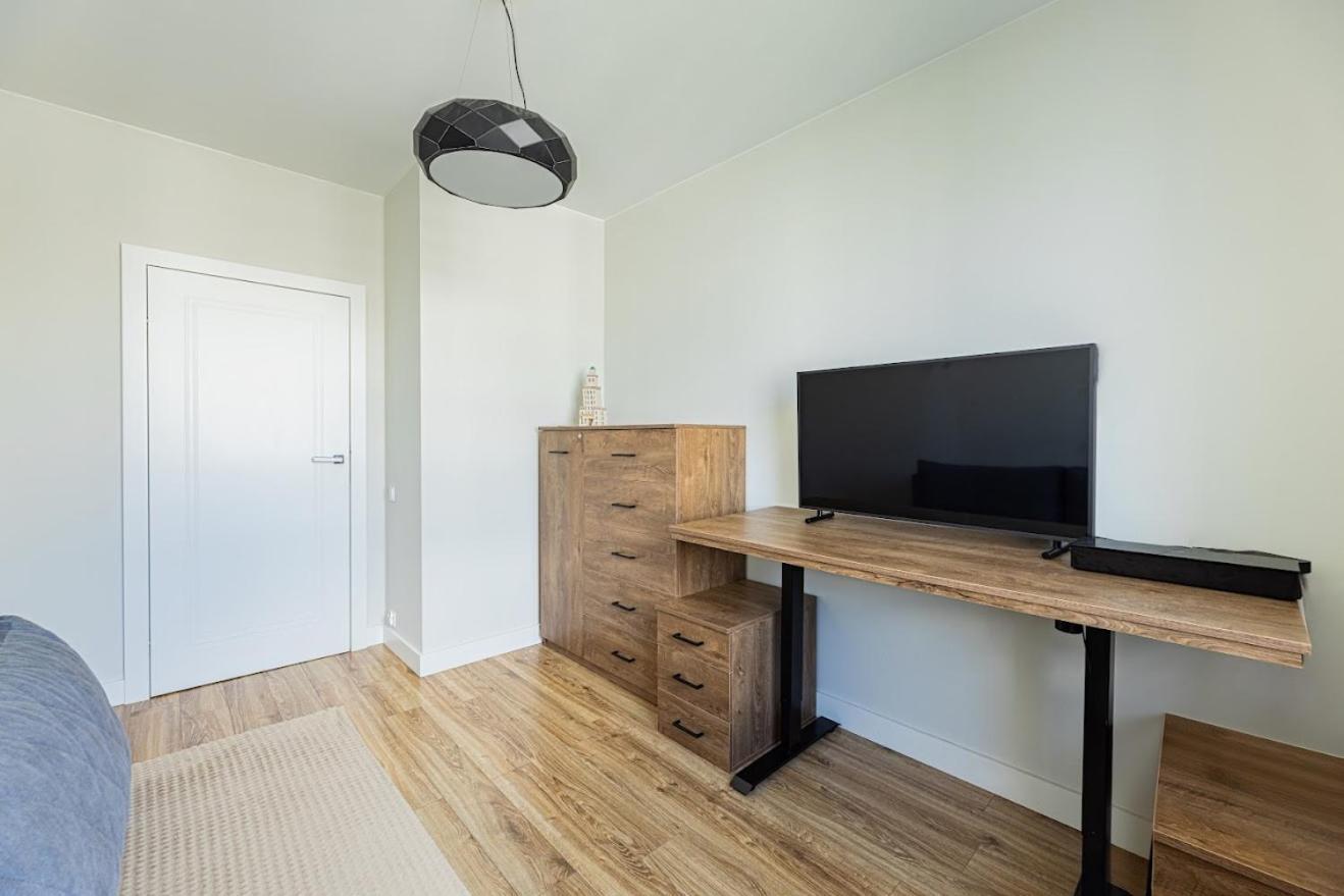 Apartament Z Parkingiem, Obok Metra. *