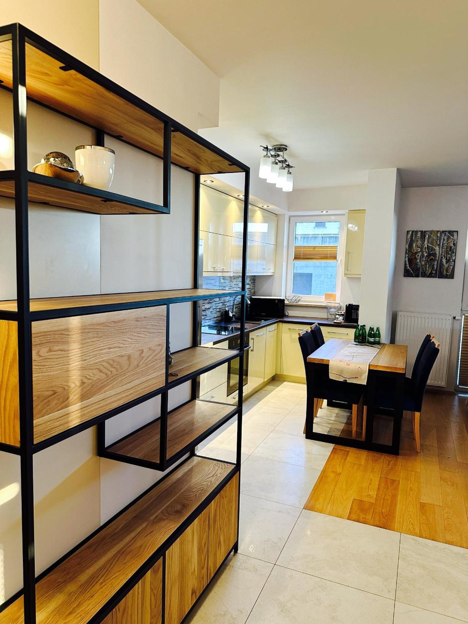 Krakowska Comfort - Wifi And Free Parking Apartment