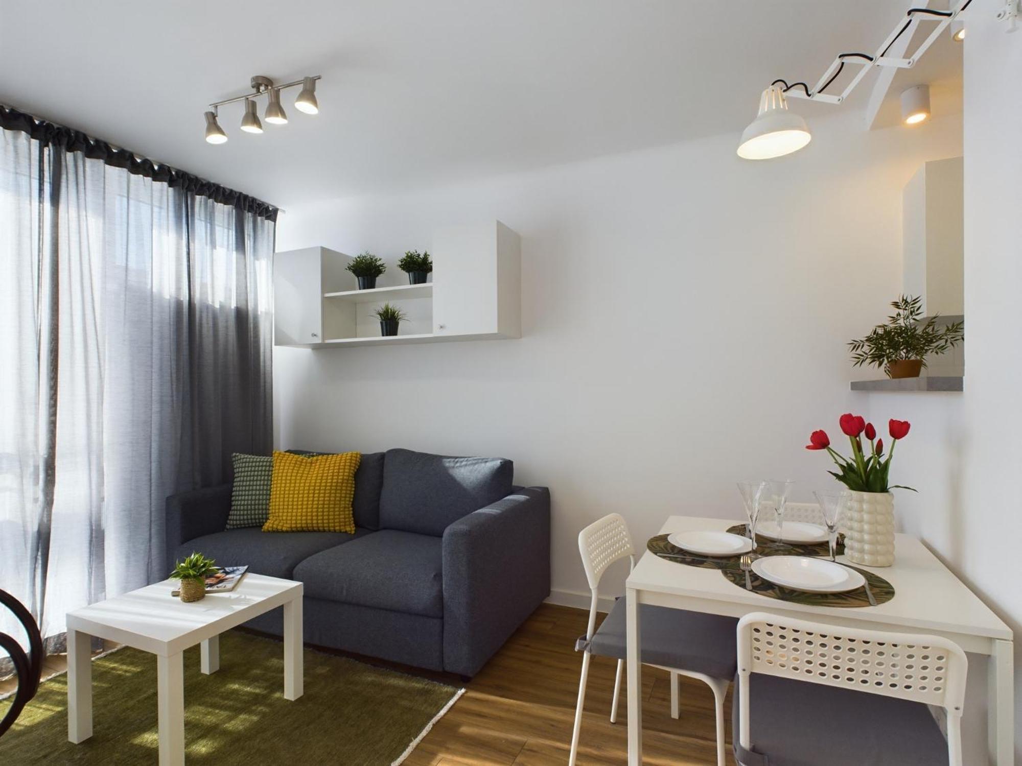 Apartment Centrum Warszawy Piekne Dla 3 Osob By Rent Like Warsaw