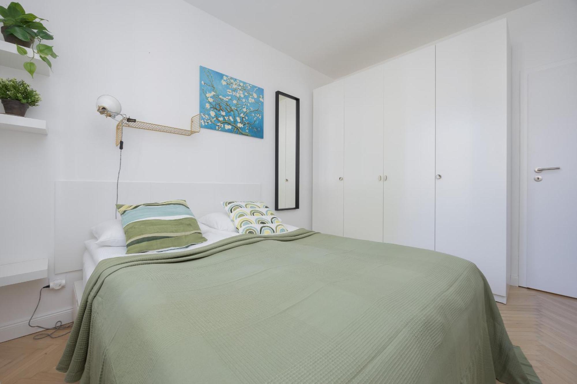 Bright In Saska Kepa Near Pge Narodowy By Renters Warsaw