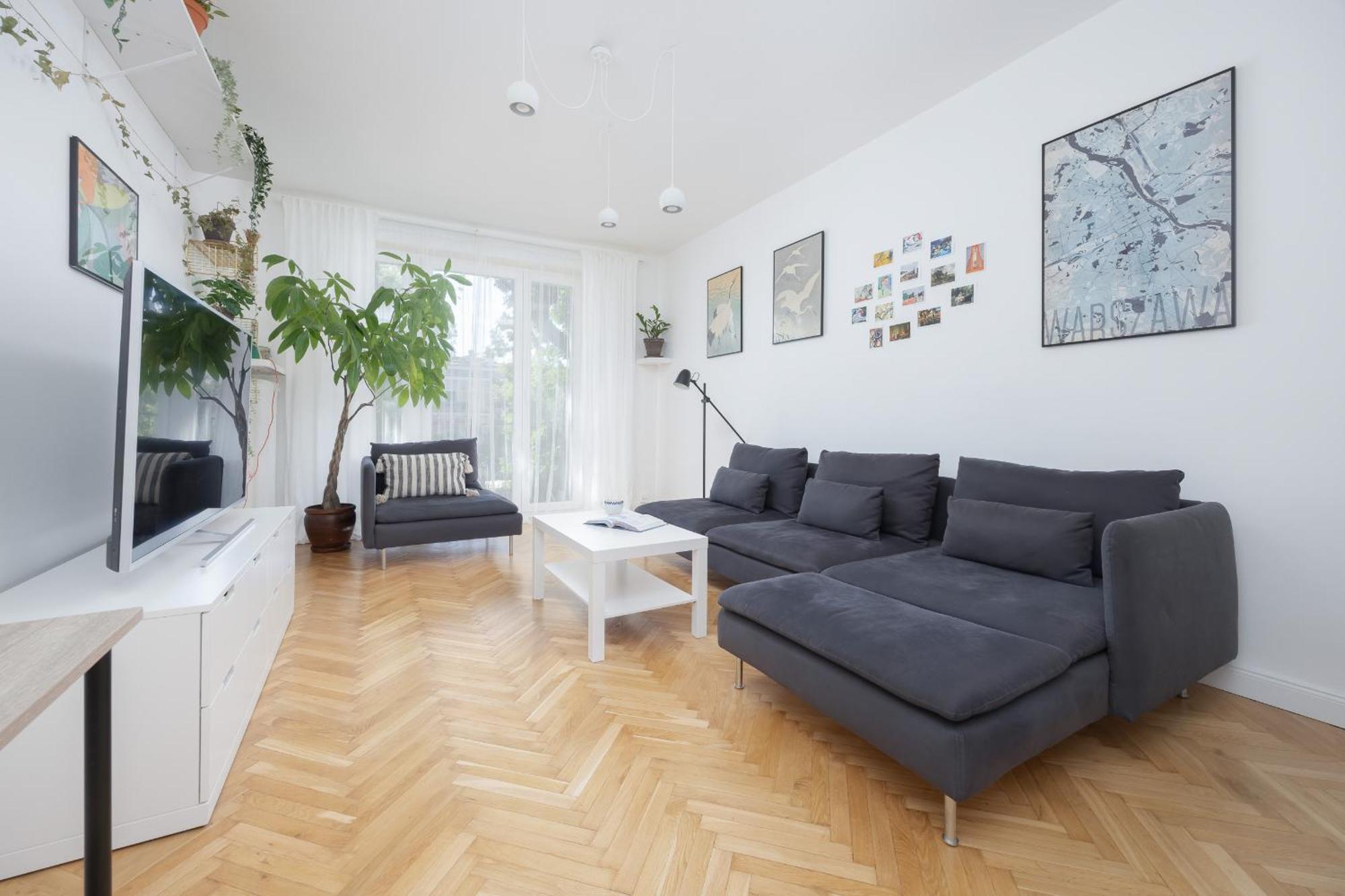 Bright In Saska Kepa Near Pge Narodowy By Renters Warsaw