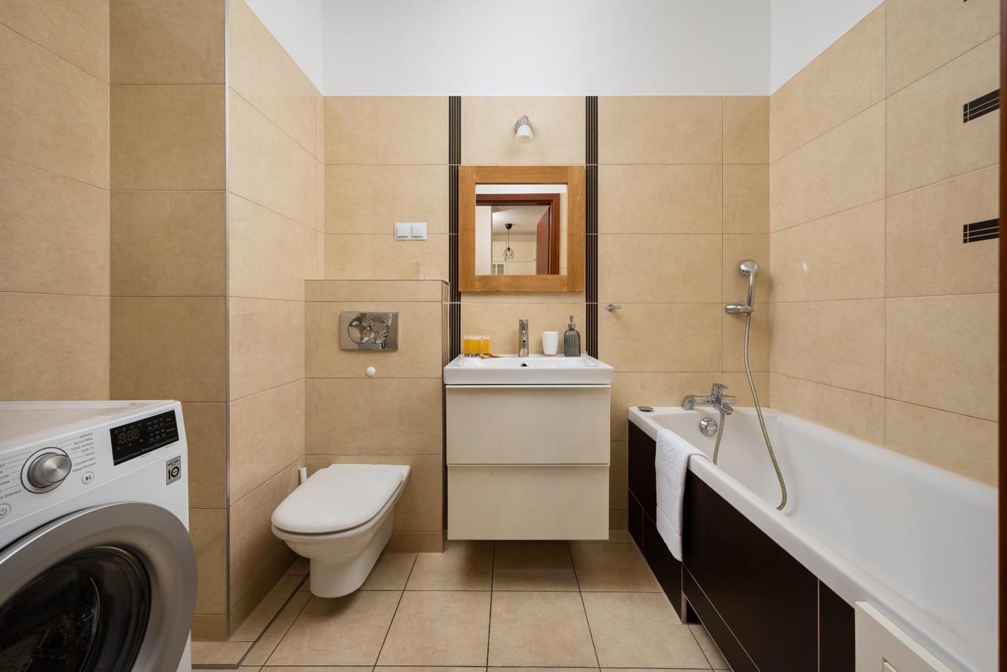 Apartment Metro Ksiecia Janusza Cosy Warsaw