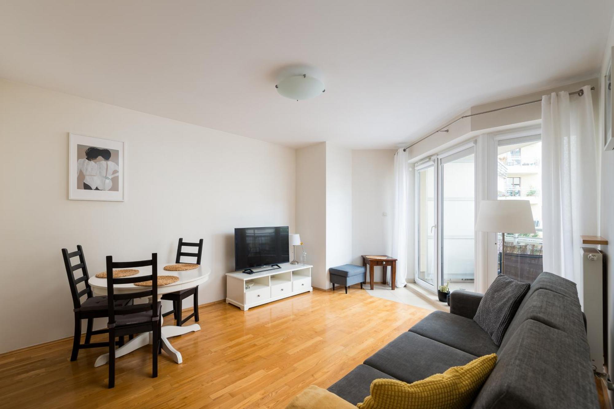 Metro Ksiecia Janusza Cosy Apartment