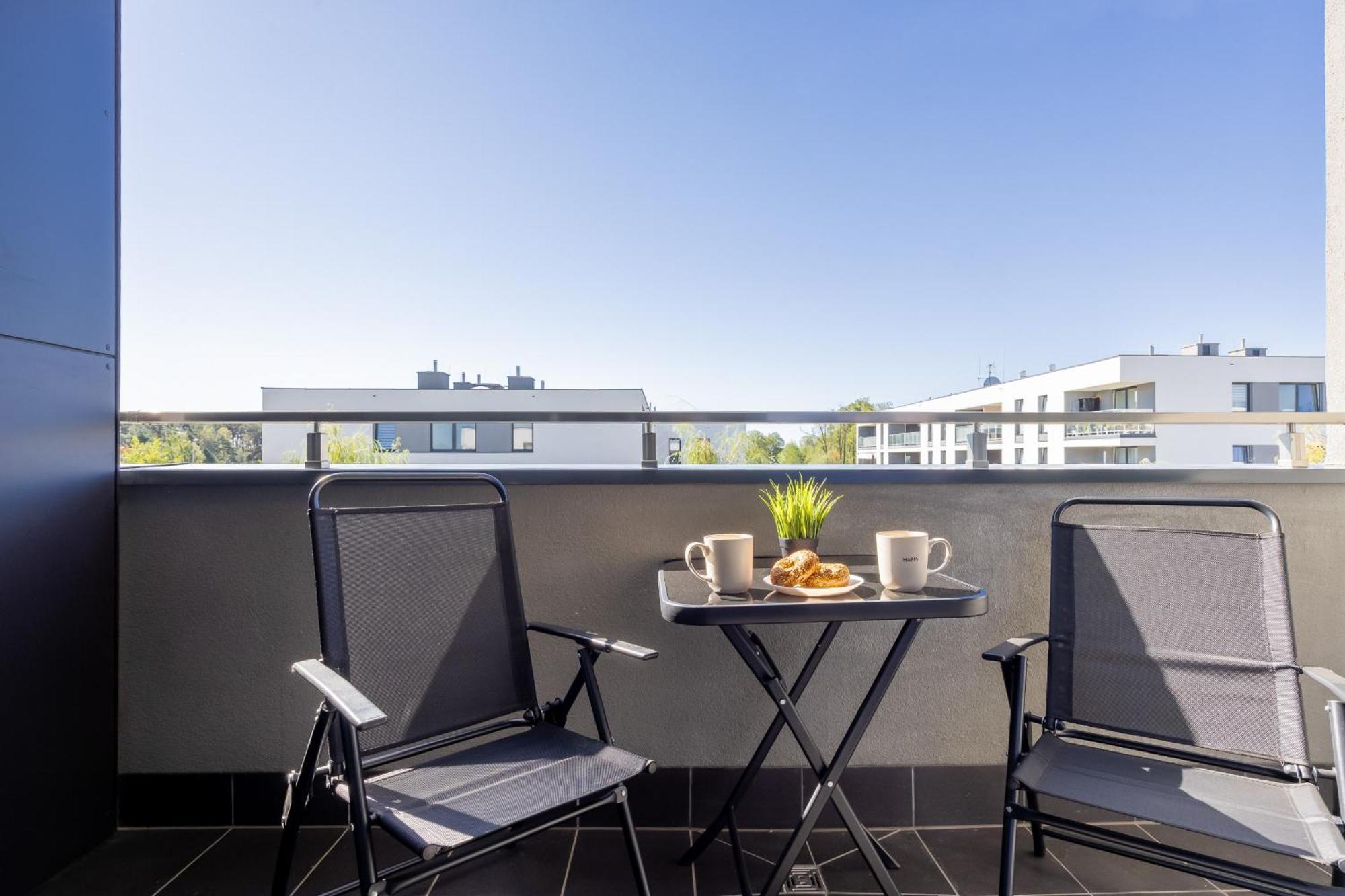 Comfortable With Parking By Renters *