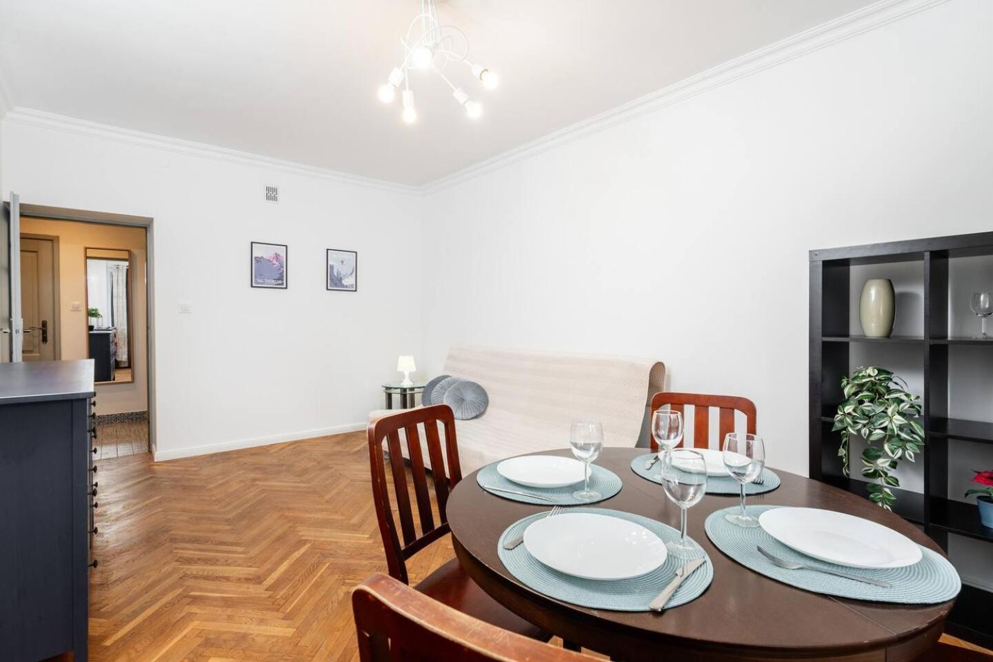 Bluebell Muranow Apartment