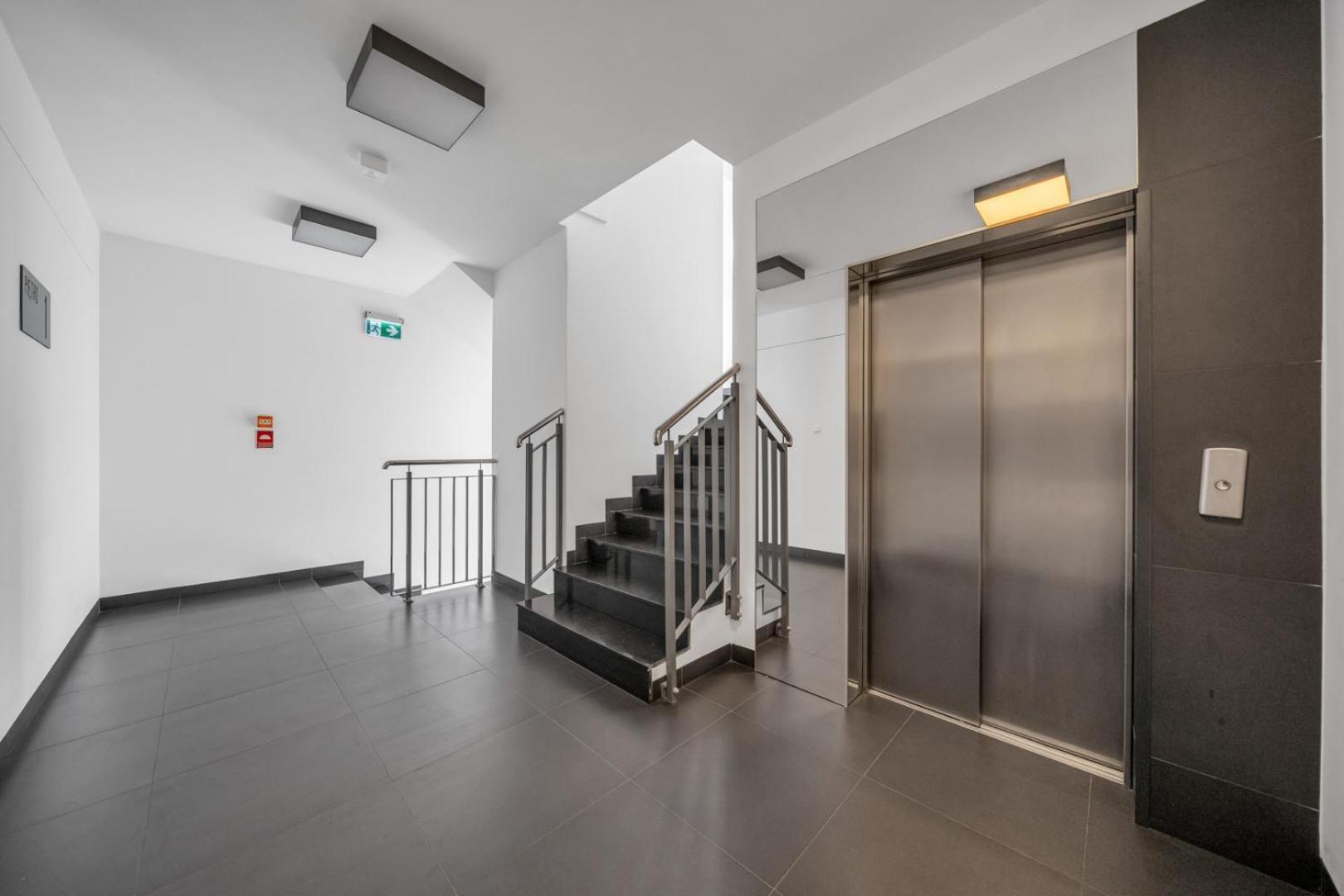 Leszno With Parking - By Rentujemy Apartment Warsaw