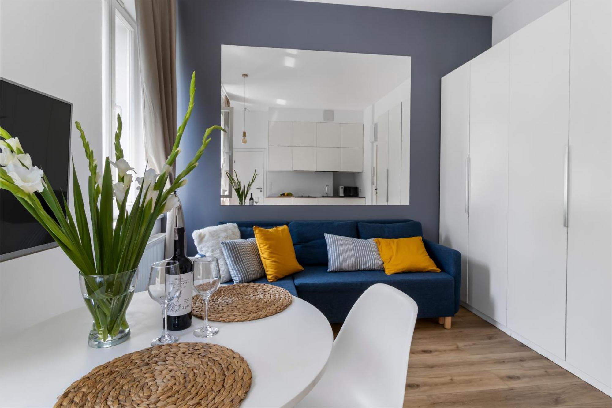 Apartment Kawalerka Przy Dworcu Centralnym *