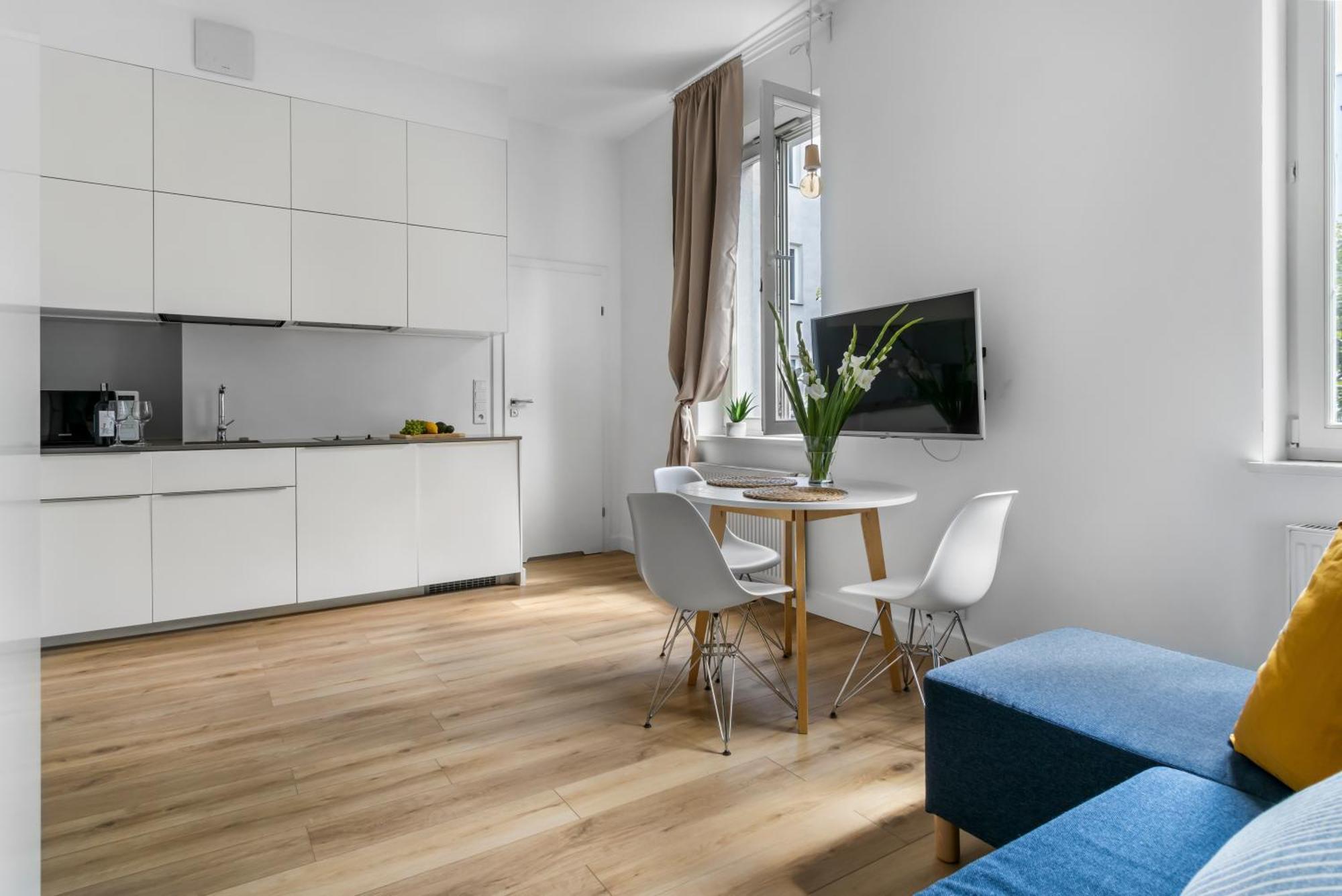 Apartment Kawalerka Przy Dworcu Centralnym Warsaw