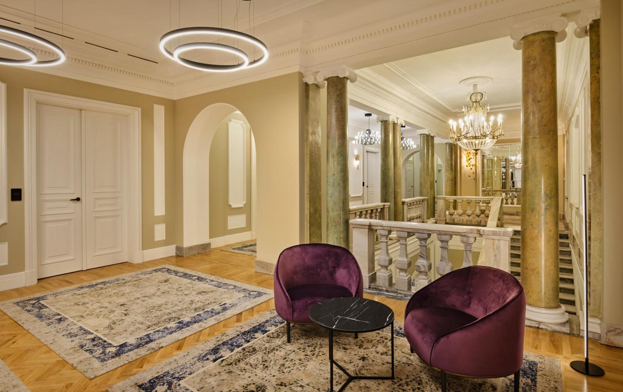Verte, Warsaw, Autograph Collection