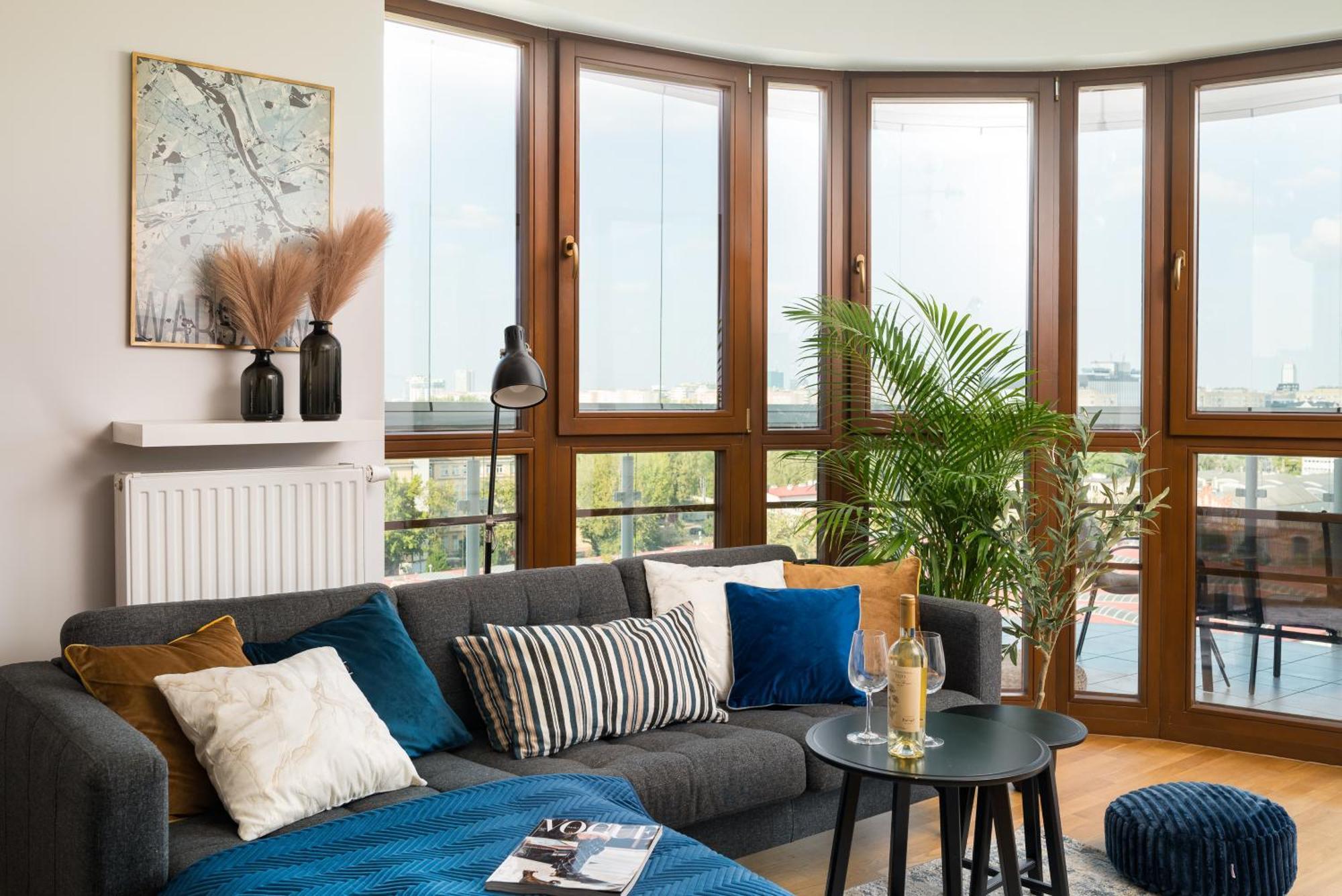Luxury 2-bedroom Penthouse Skyline 15m Terrace, Garage, Gym, Rooftop & Only 500 M To Metro