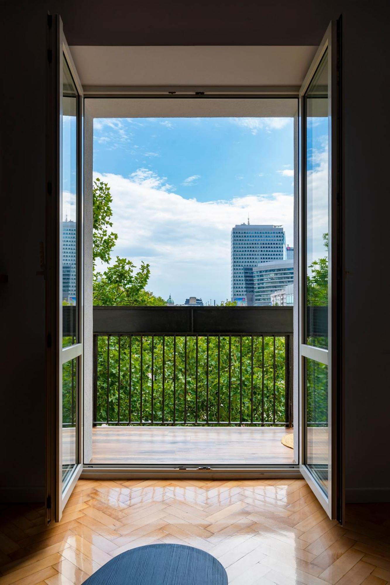 Palace Of Culture View Warschau