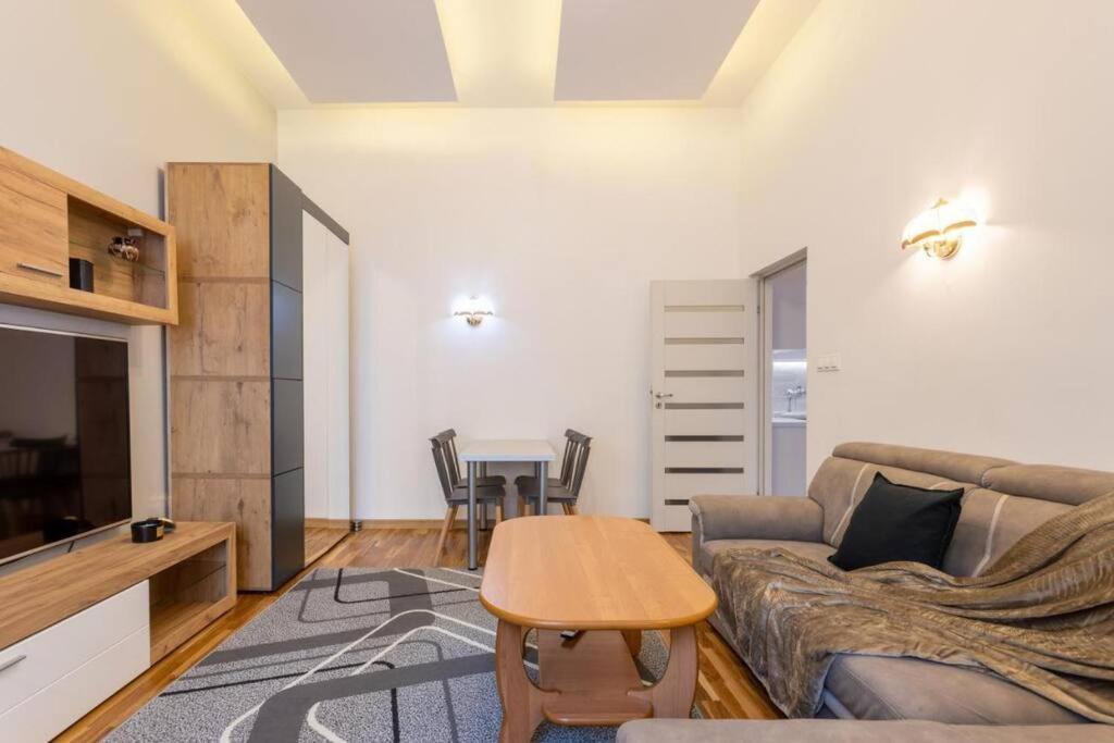 Urban Chic - Center - One Bedroom Apartment&wsp59 Warsaw