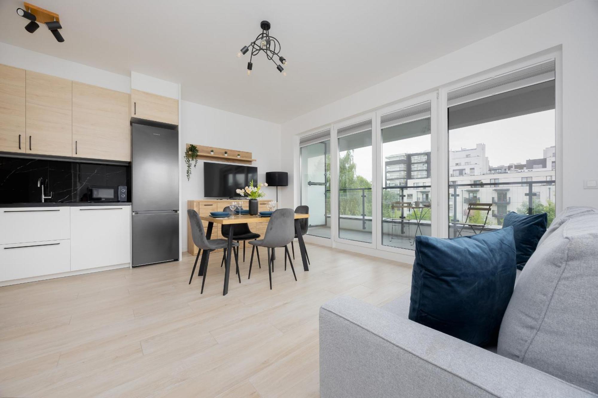 Bright & Modern With Balcony In Bemowo District By Renters Apartment *