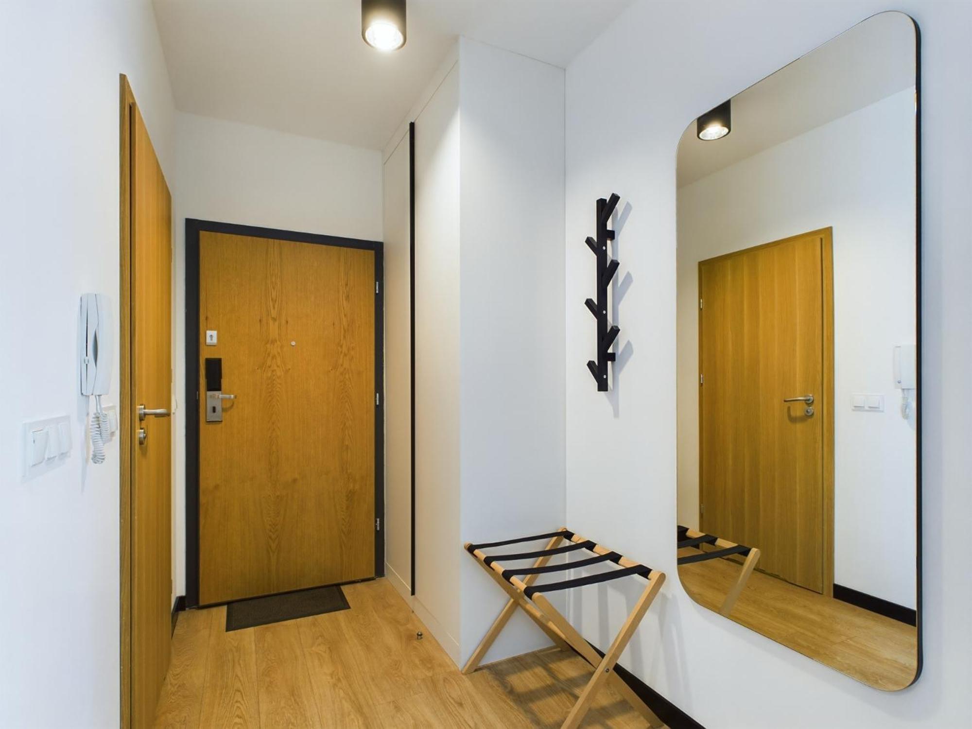Apartment Rodzinne Studio Praga-poludnie Blisko Parku I Jeziora By Renters