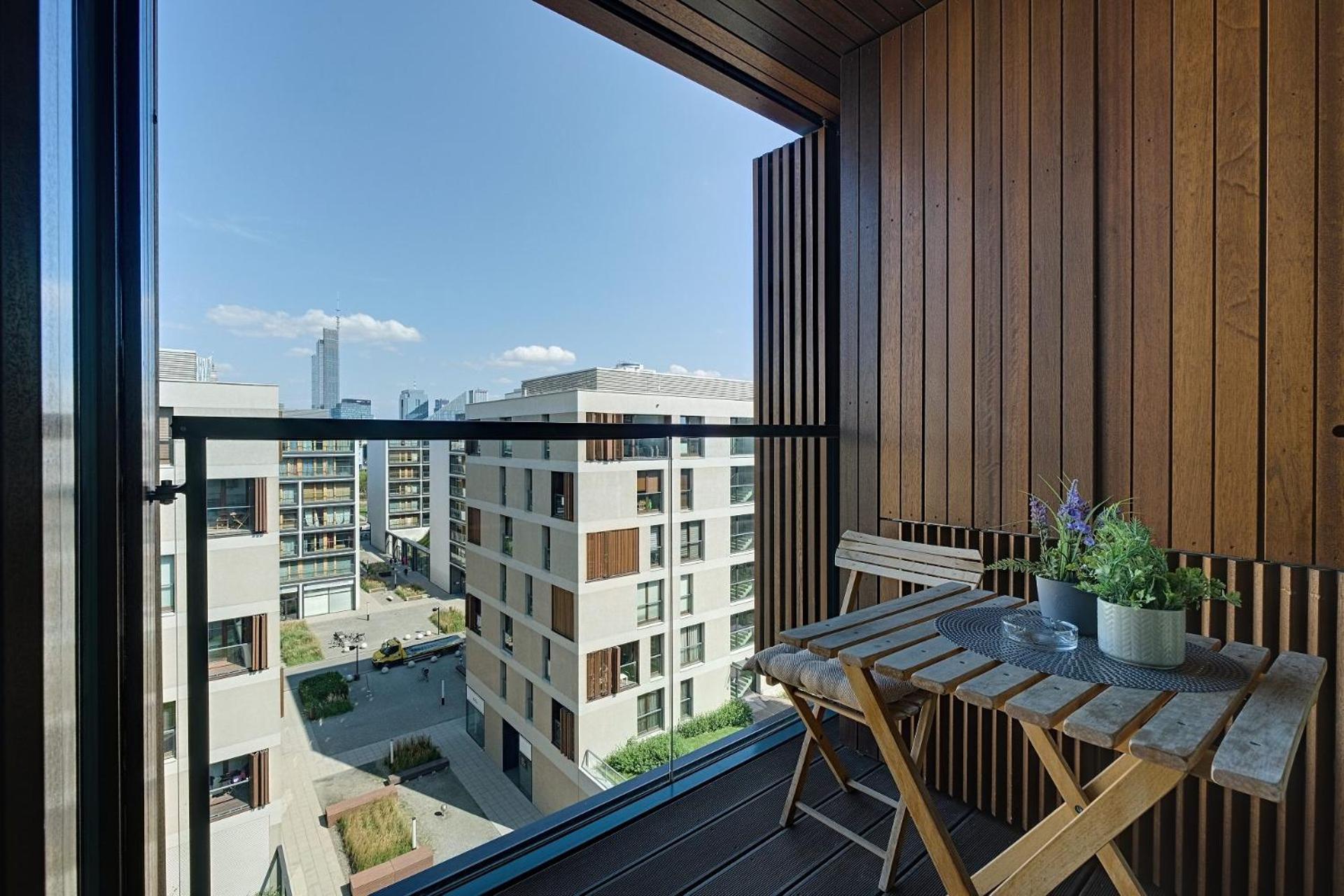 Kolejowa 3* Warsaw