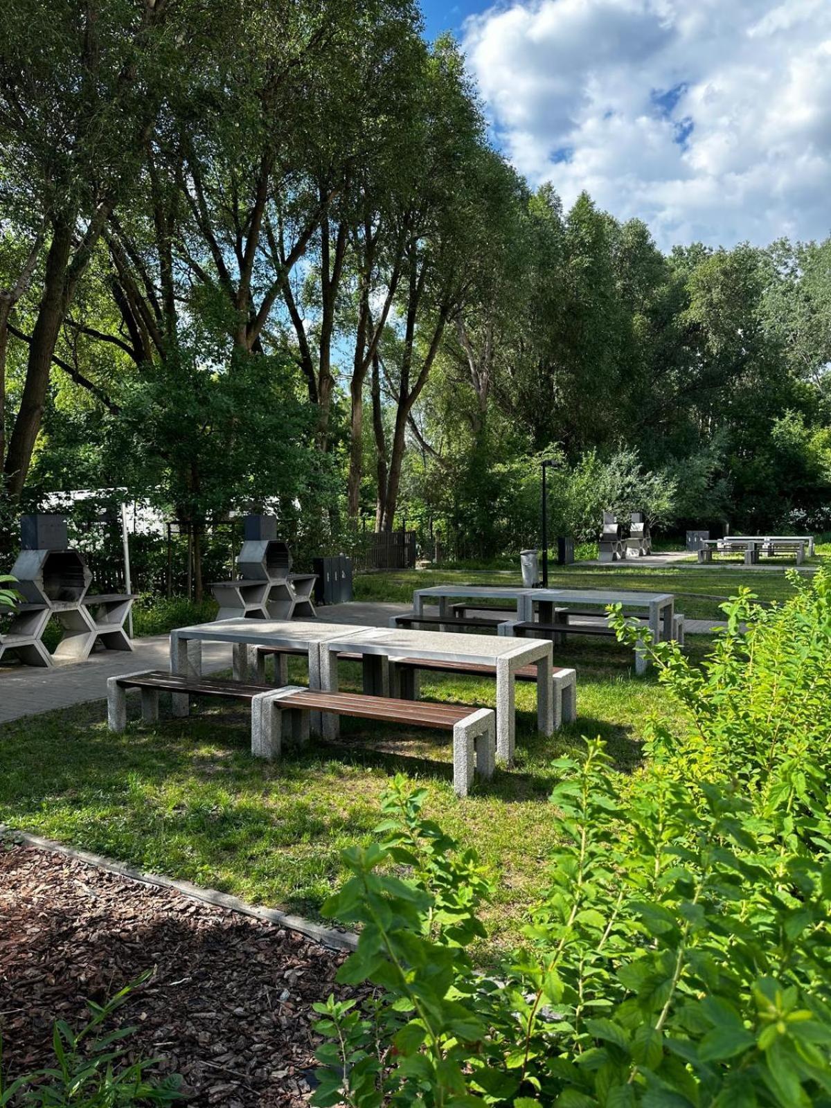 Park Z Darmowym Parkingiem Warsaw