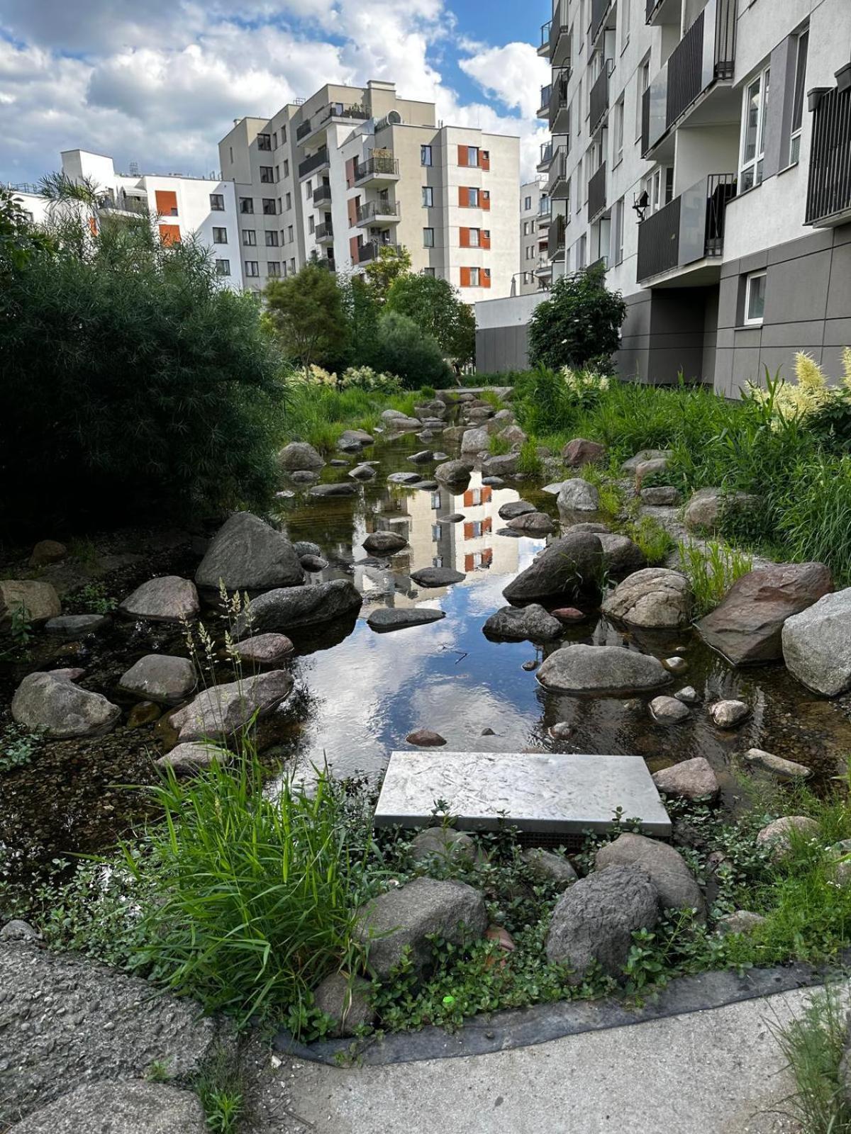 Park Z Darmowym Parkingiem Apartment Warsaw
