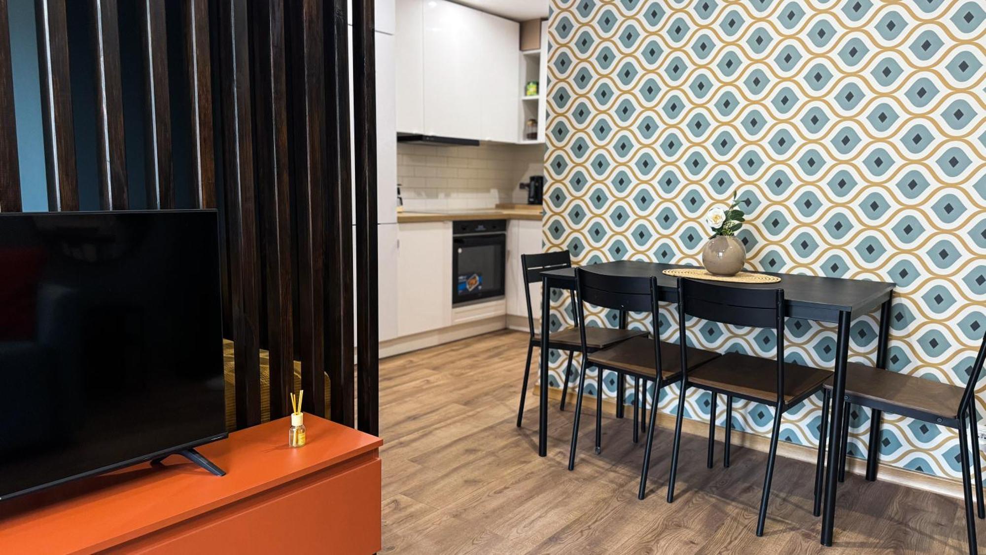 Apartament Orange With Balcony - Free Parking Warszawa