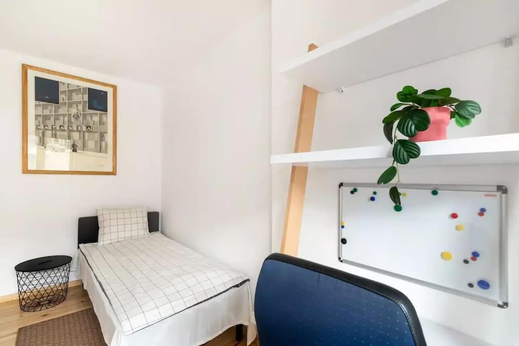 Apartment Cozy With 6 Bedrooms *