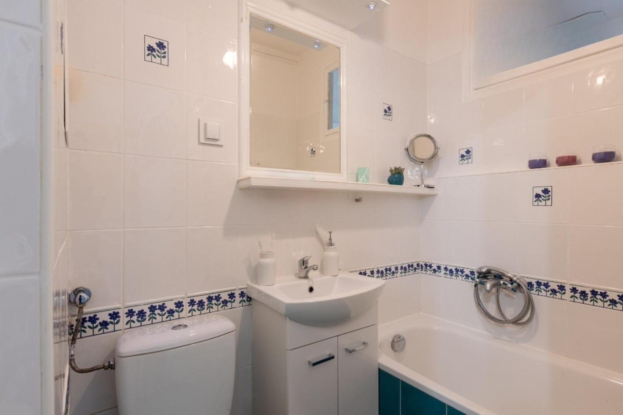 Na Muranowie - Mieszkanie Z Historia I In Muranow - A Flat With History Apartment
