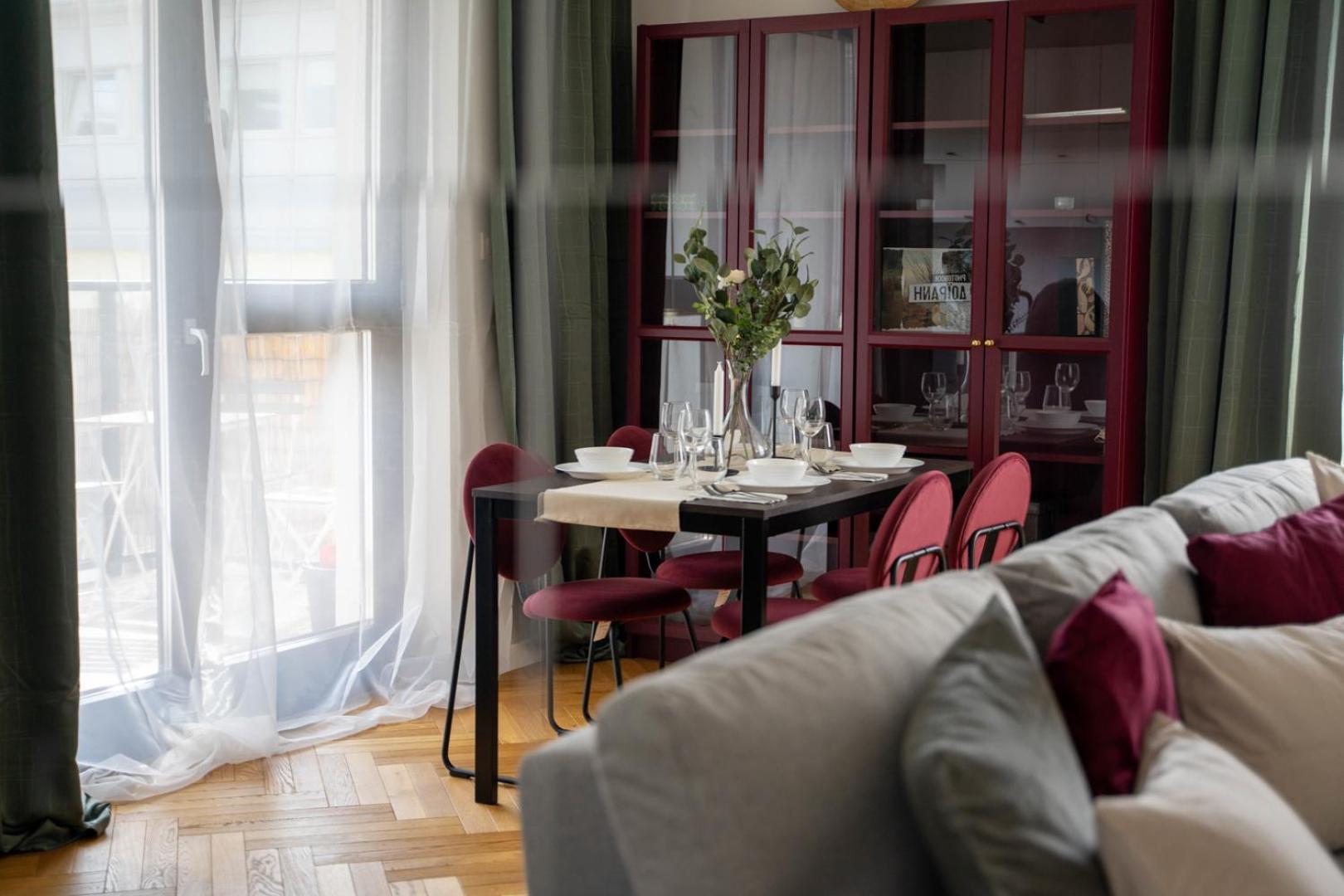 Skierniewicka - Parking, Workspace, Balcony - By Rentujemy Warsaw