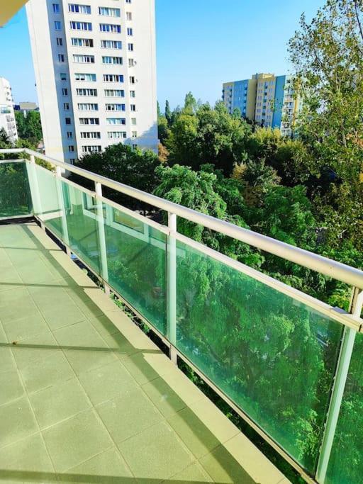Apartamento Metro Wilanowska Varsóvia