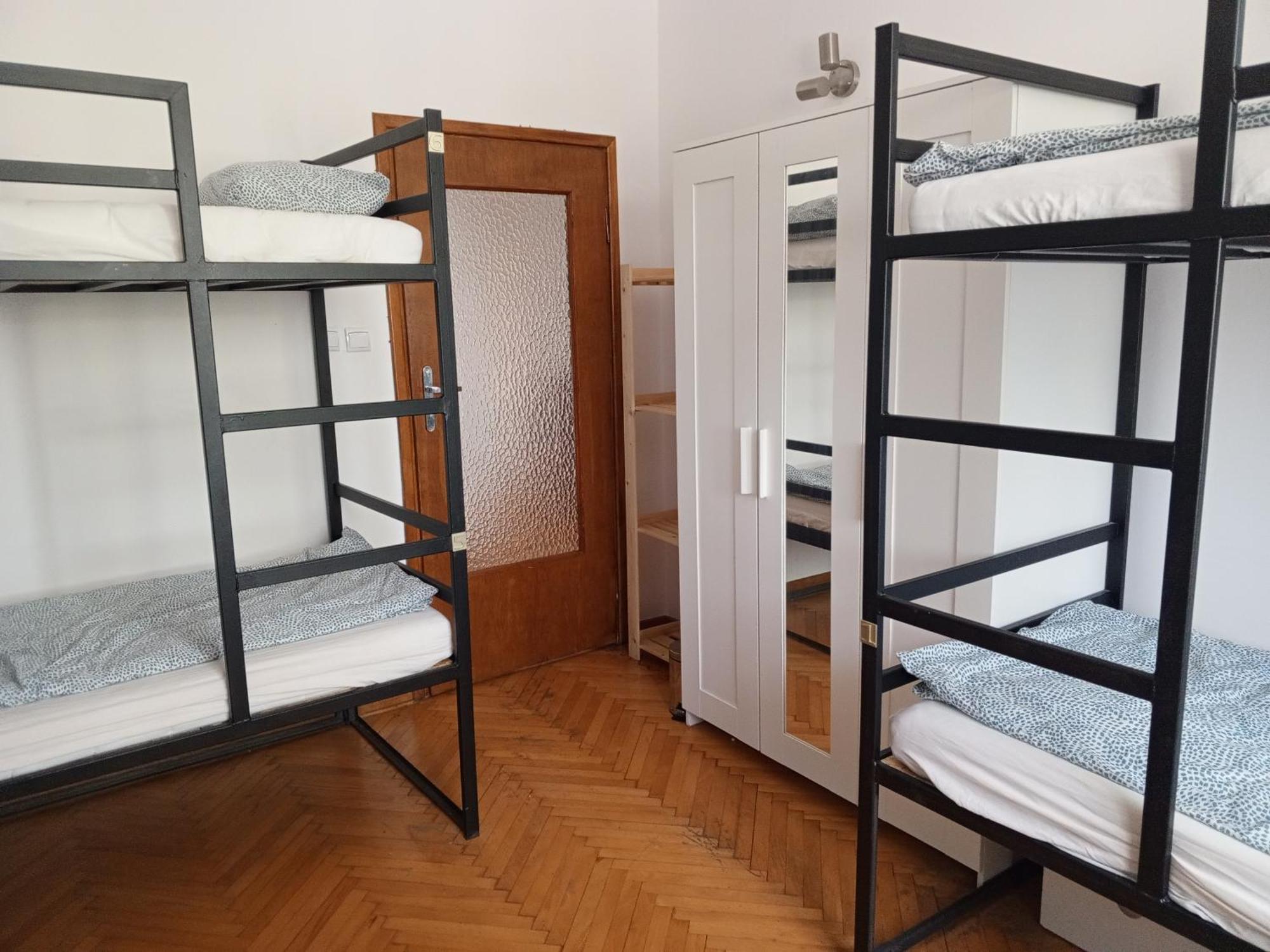 22 * Varsóvia
