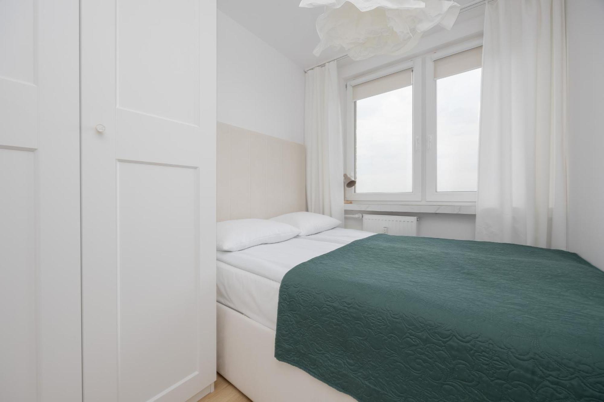 Targowek With Panoramic View In By Renters Apartment Warsaw