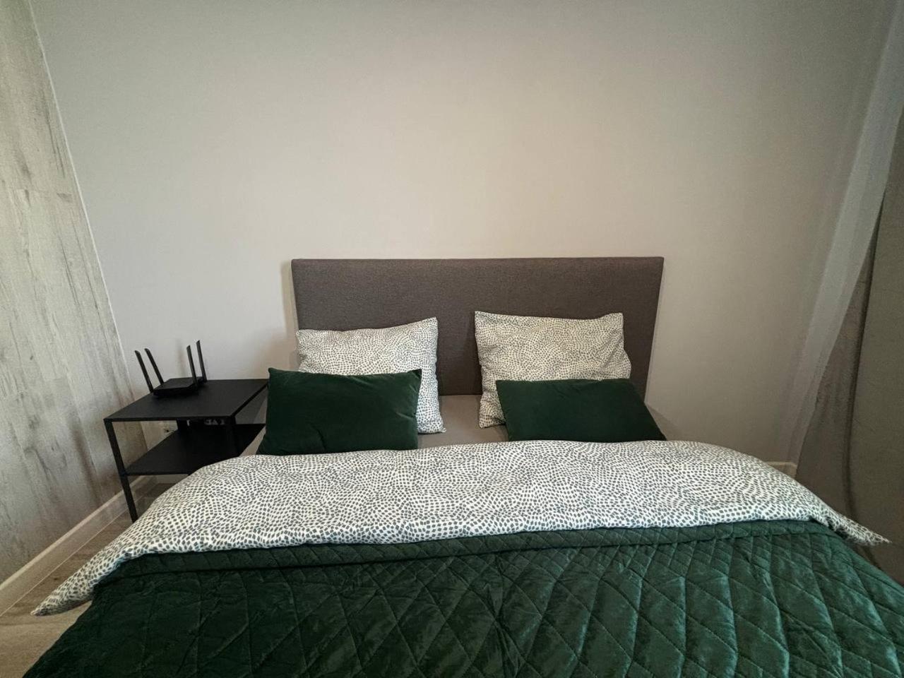 Ostmark A112 Apartment