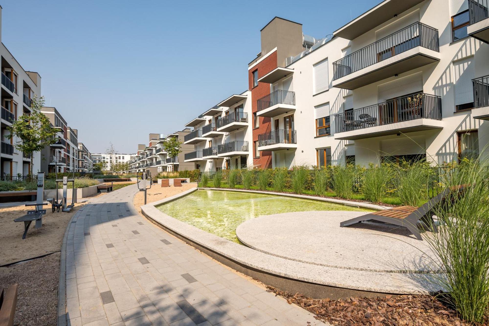 Wilanow Sarmacka With Garden Apartment