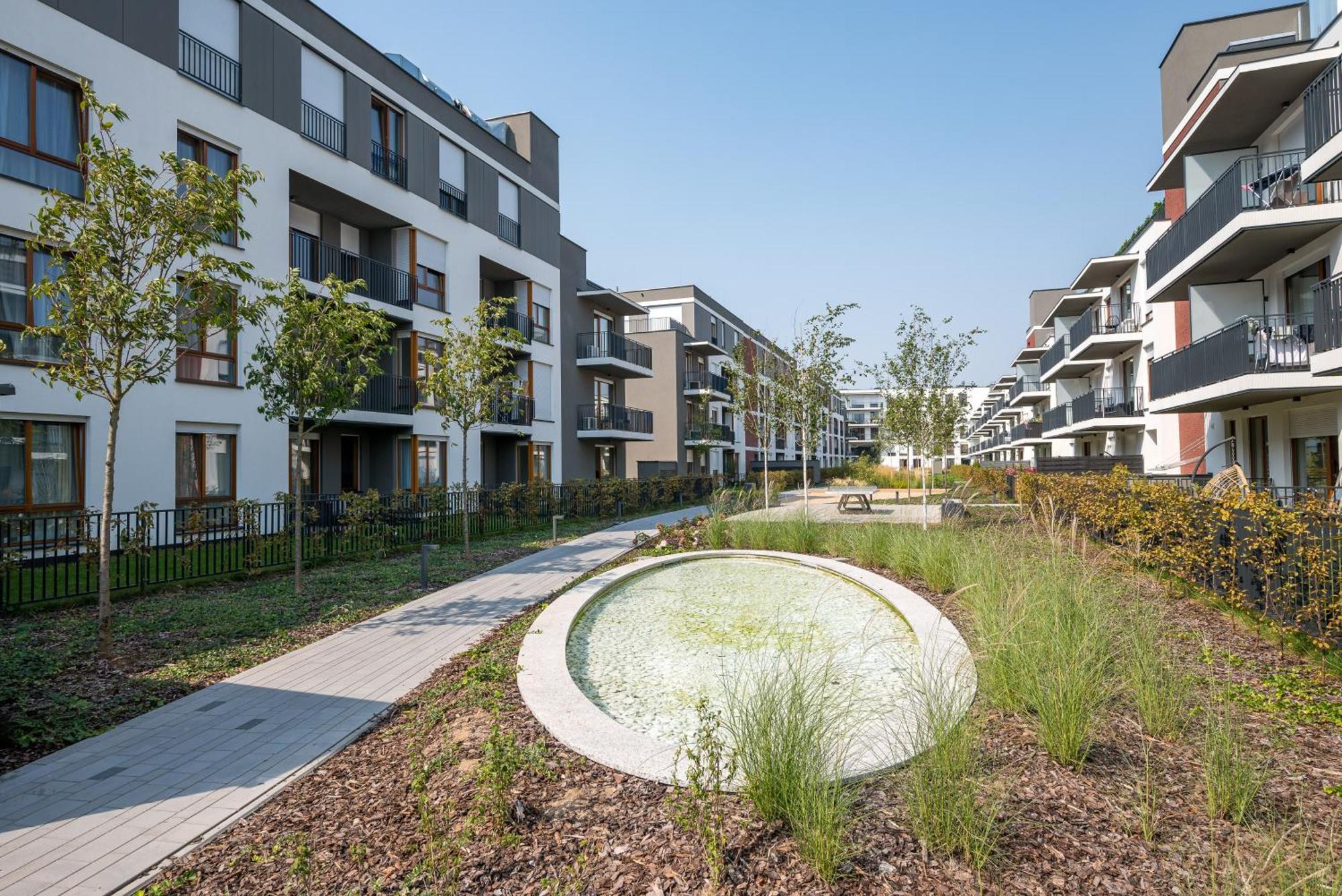 Wilanow Sarmacka With Garden Apartment Warsaw