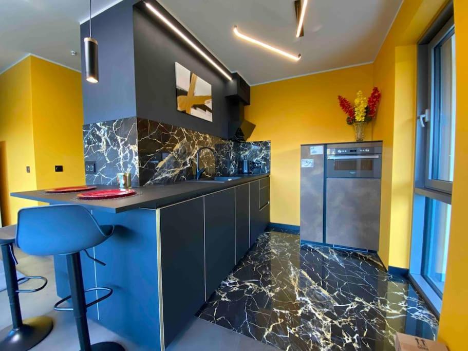 The Vip Arcadia Mall - Premium Location Apartment