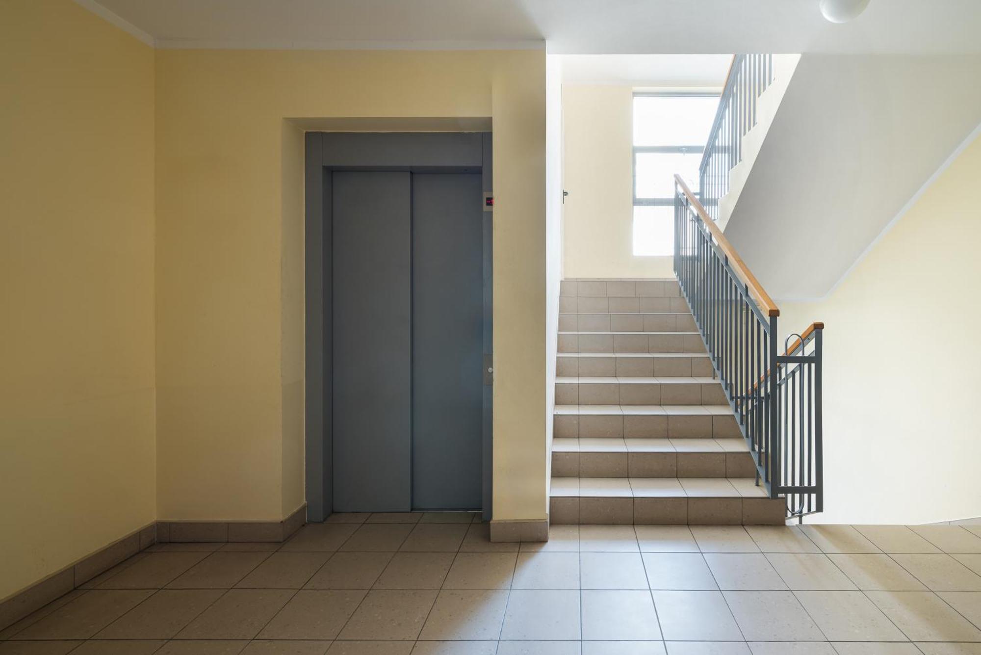 Metro Kabaty Comfort Apartament *