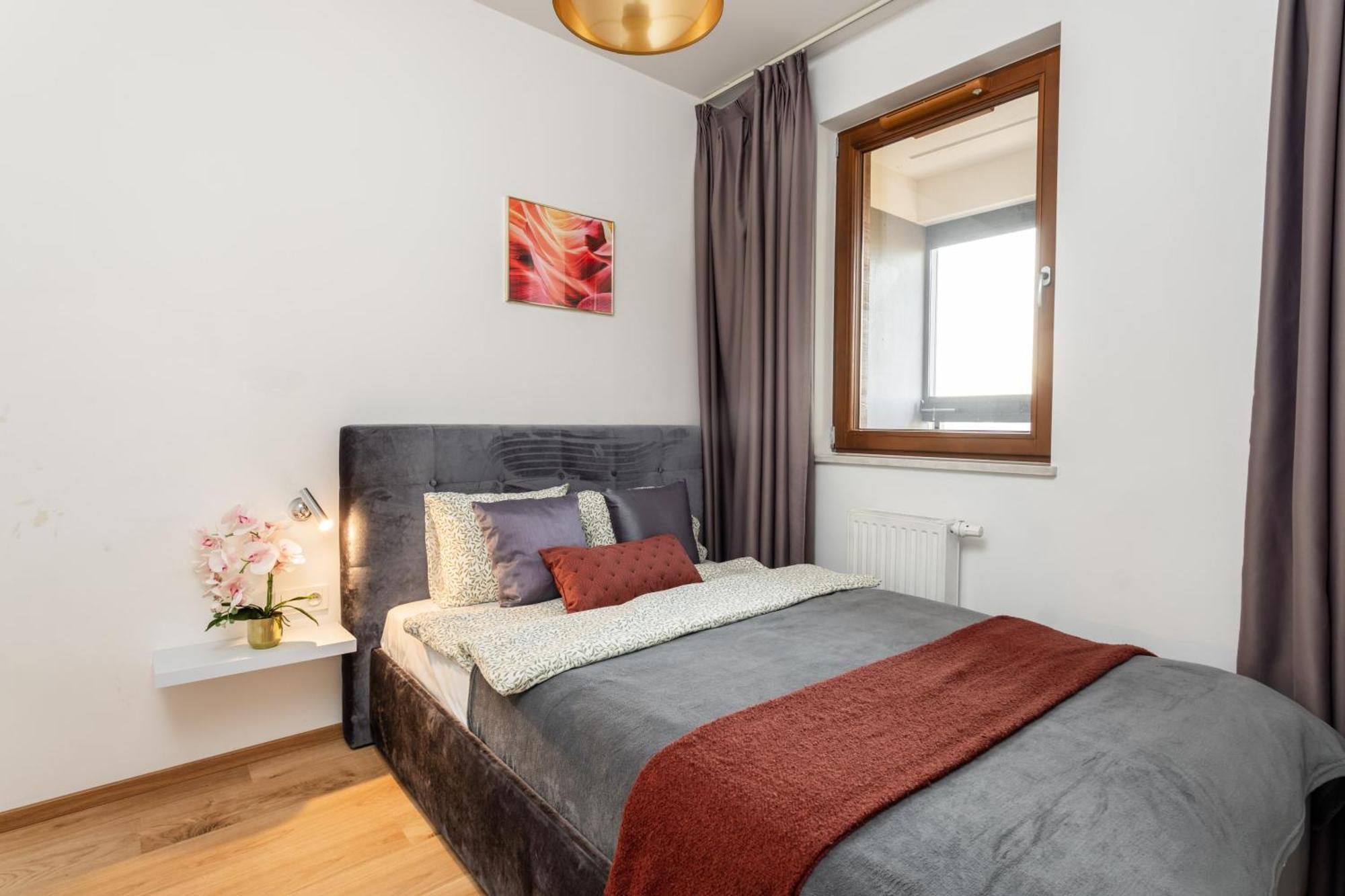 Superapart Grzybowska 176