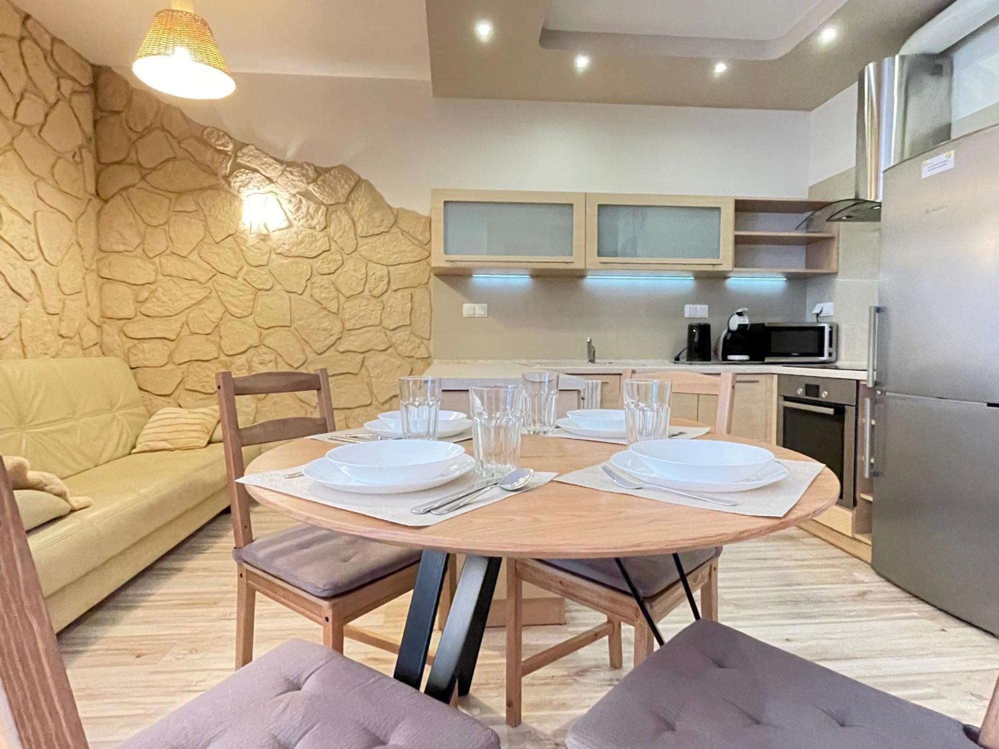 Superior Panska, 2 Rooms, 1 Bedroom, Metro! 24h Reception! Apartamento Varsóvia