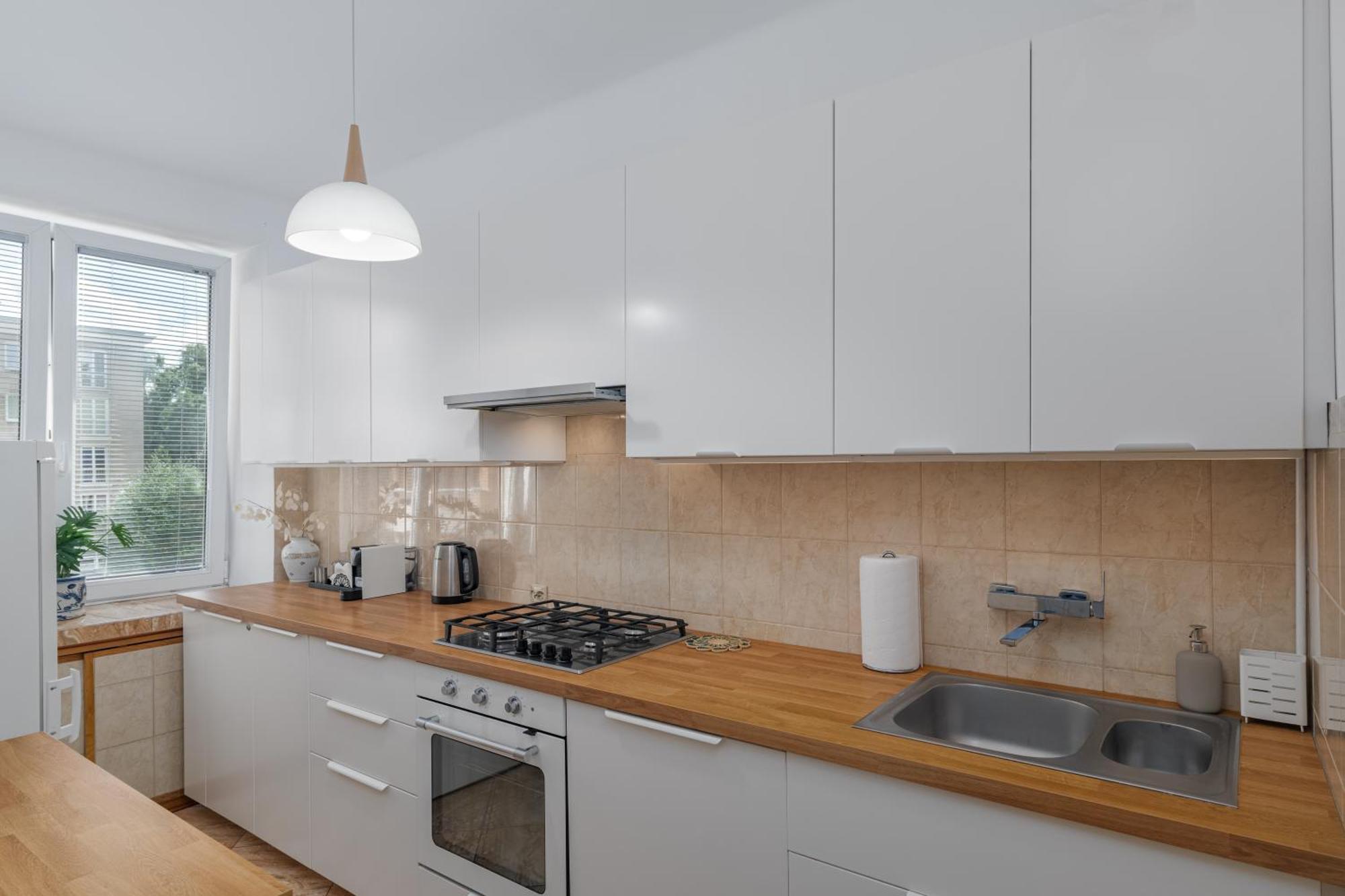 Apartment Luxury In Cozy Spacious Near Heart Of