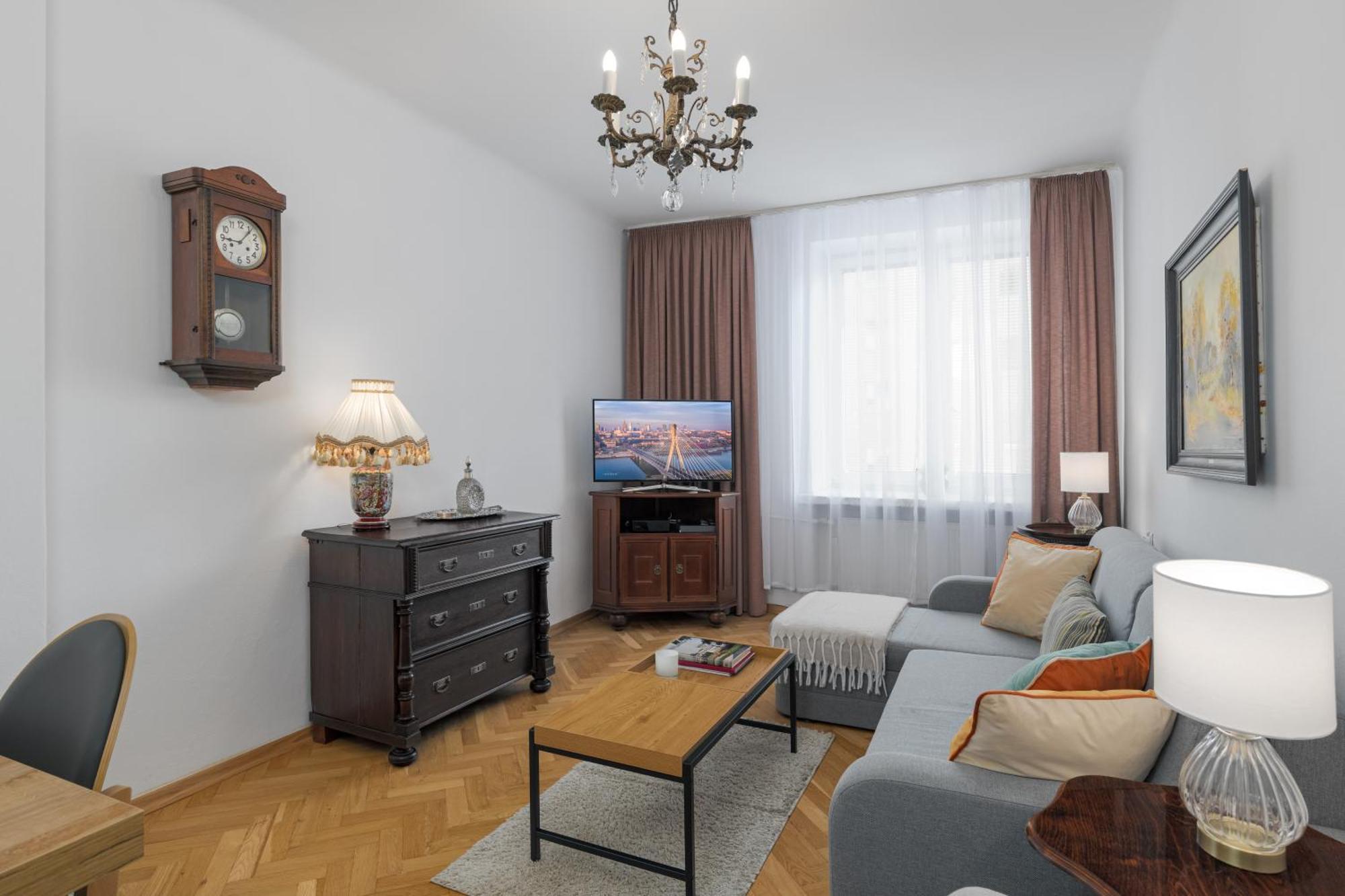 Luxury In Cozy Spacious Near Heart Of *