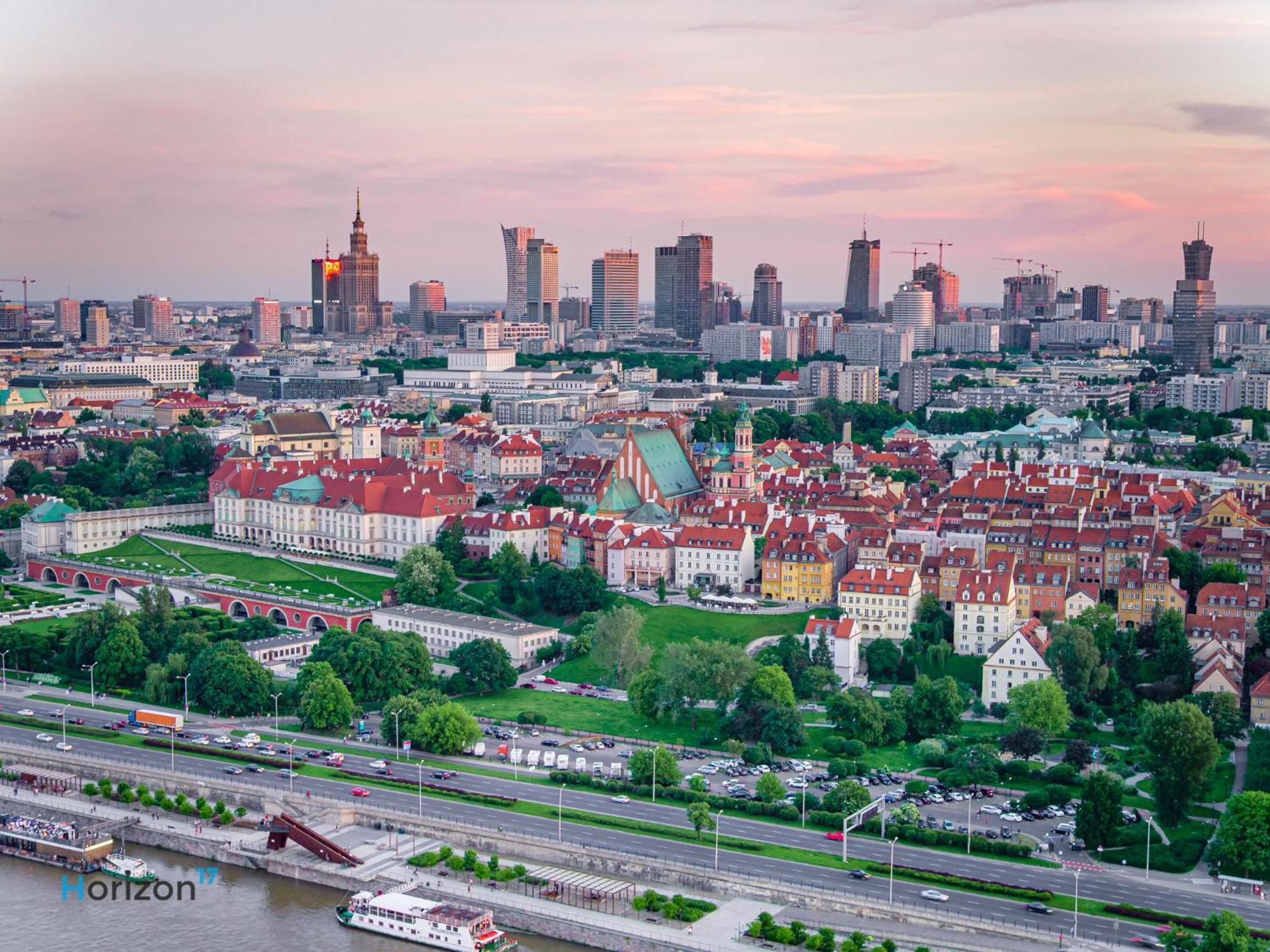 Luxury In Cozy Spacious Near Heart Of * Warsaw