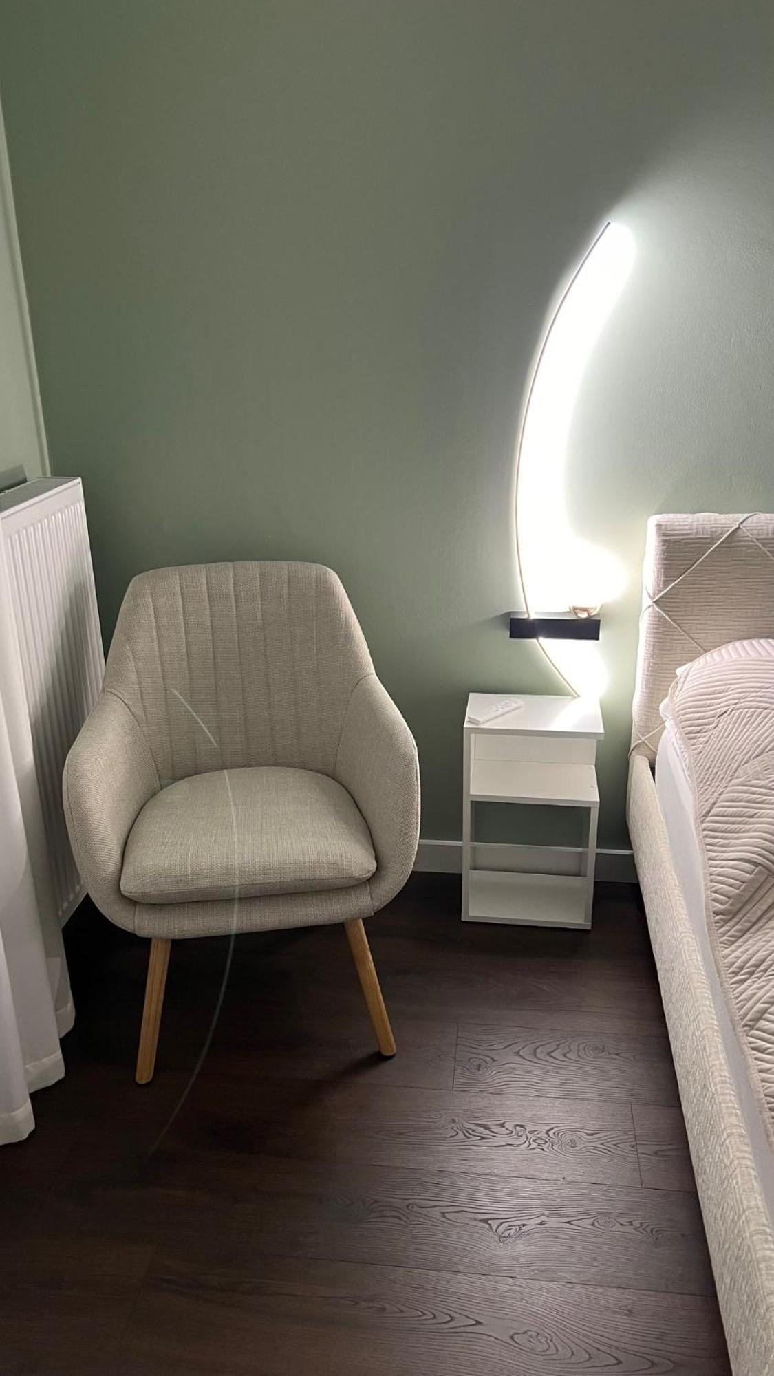 Rytm - Metro Kabaty Apartment Warsaw