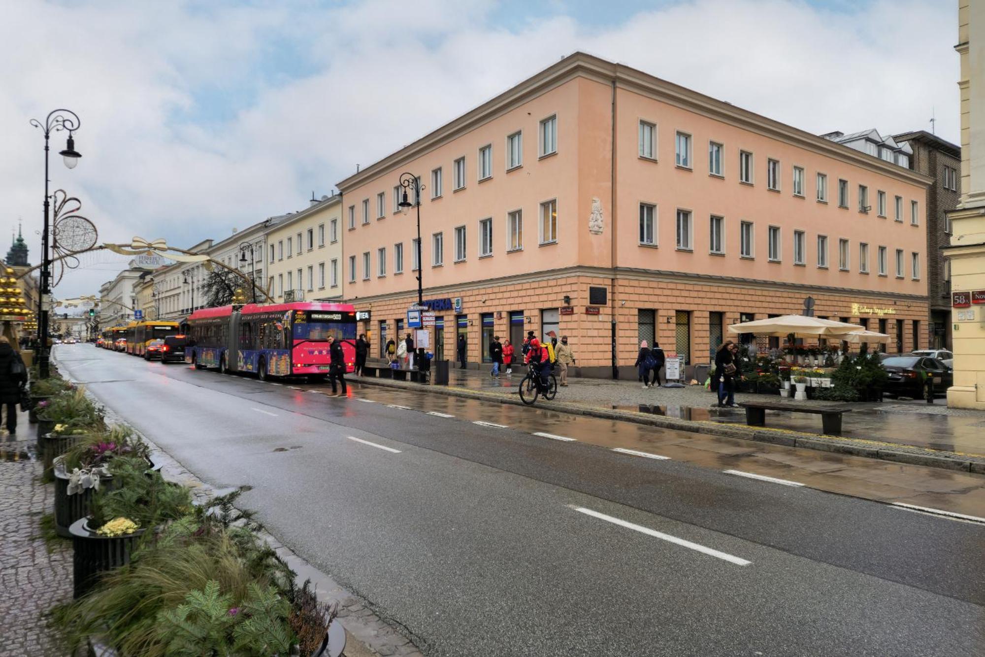 Two-bedroom In Nowy Swiat By Renters * Warsaw