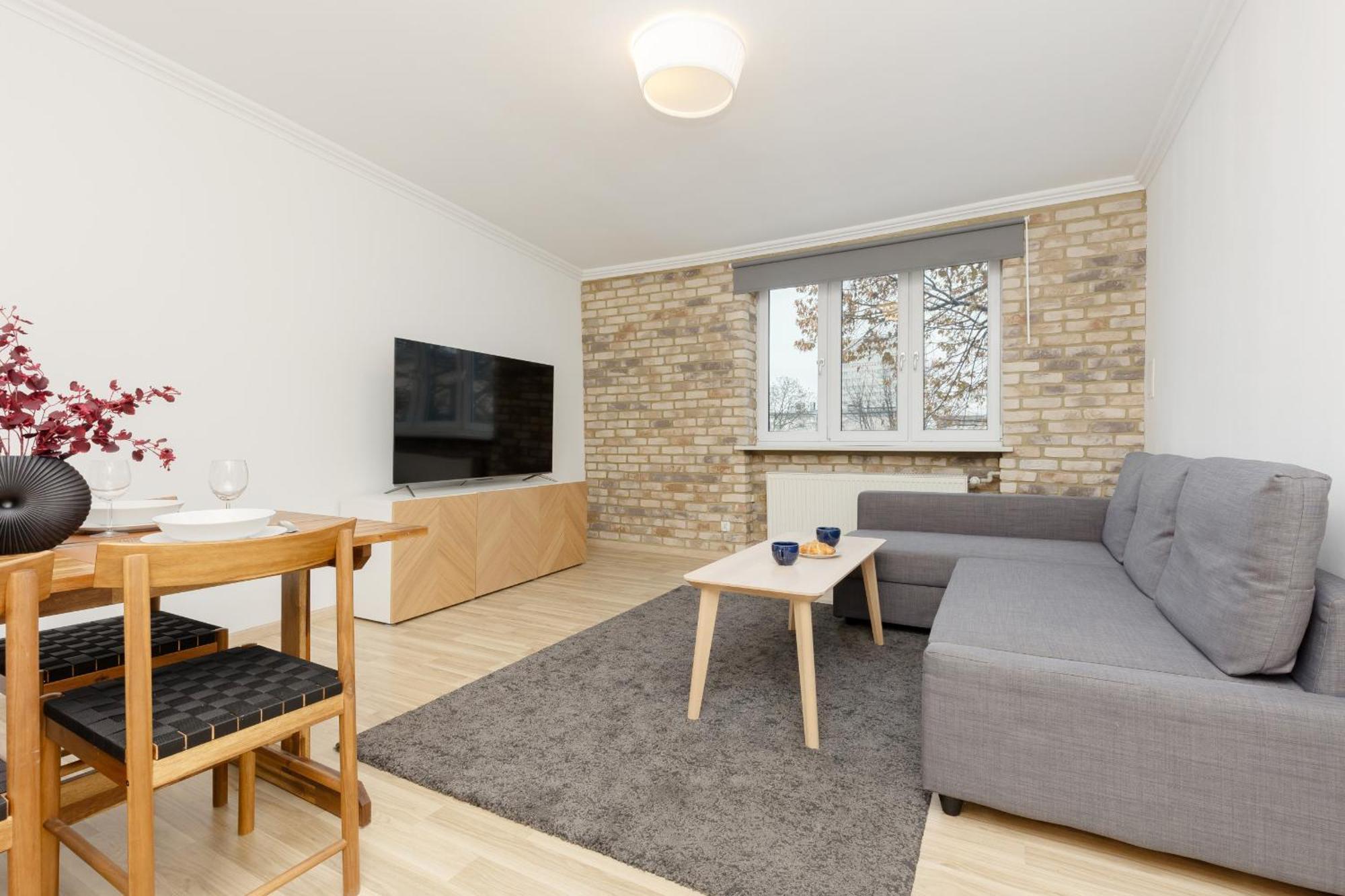 Two-bedroom In Nowy Swiat By Renters