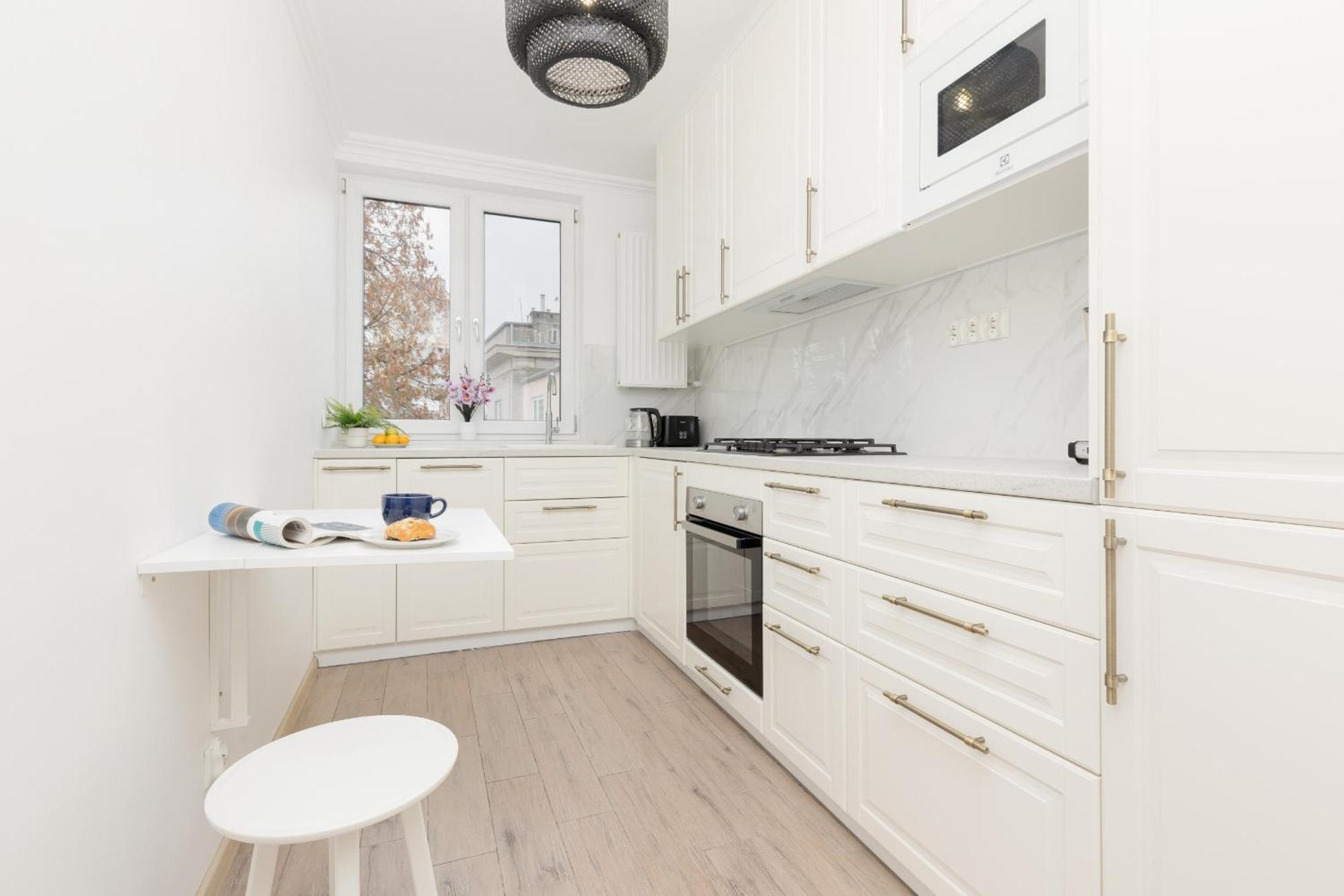 Two-bedroom In Nowy Swiat By Renters
