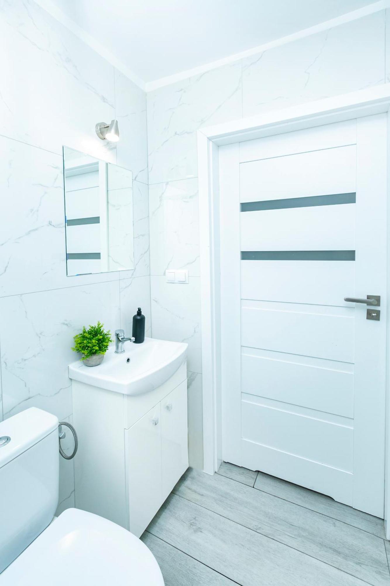 Batorego 18 - Yellow - Stacja Metra 300m - Underground Station 300m - Better Apartamento