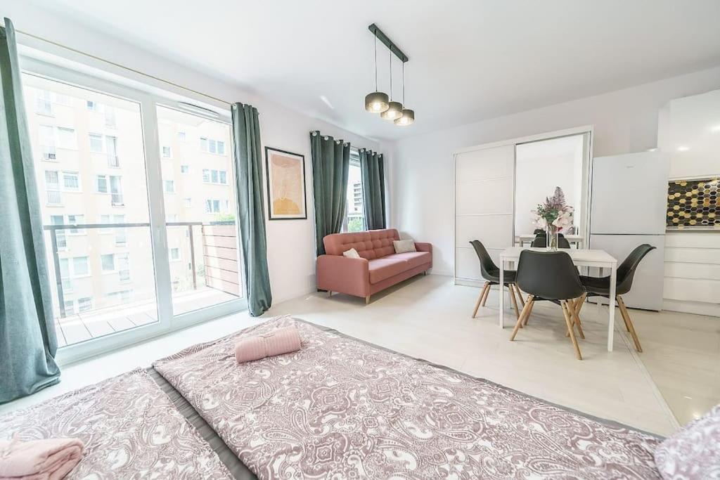 Urbannestgroup - Center - Sienna 65 * Varsóvia