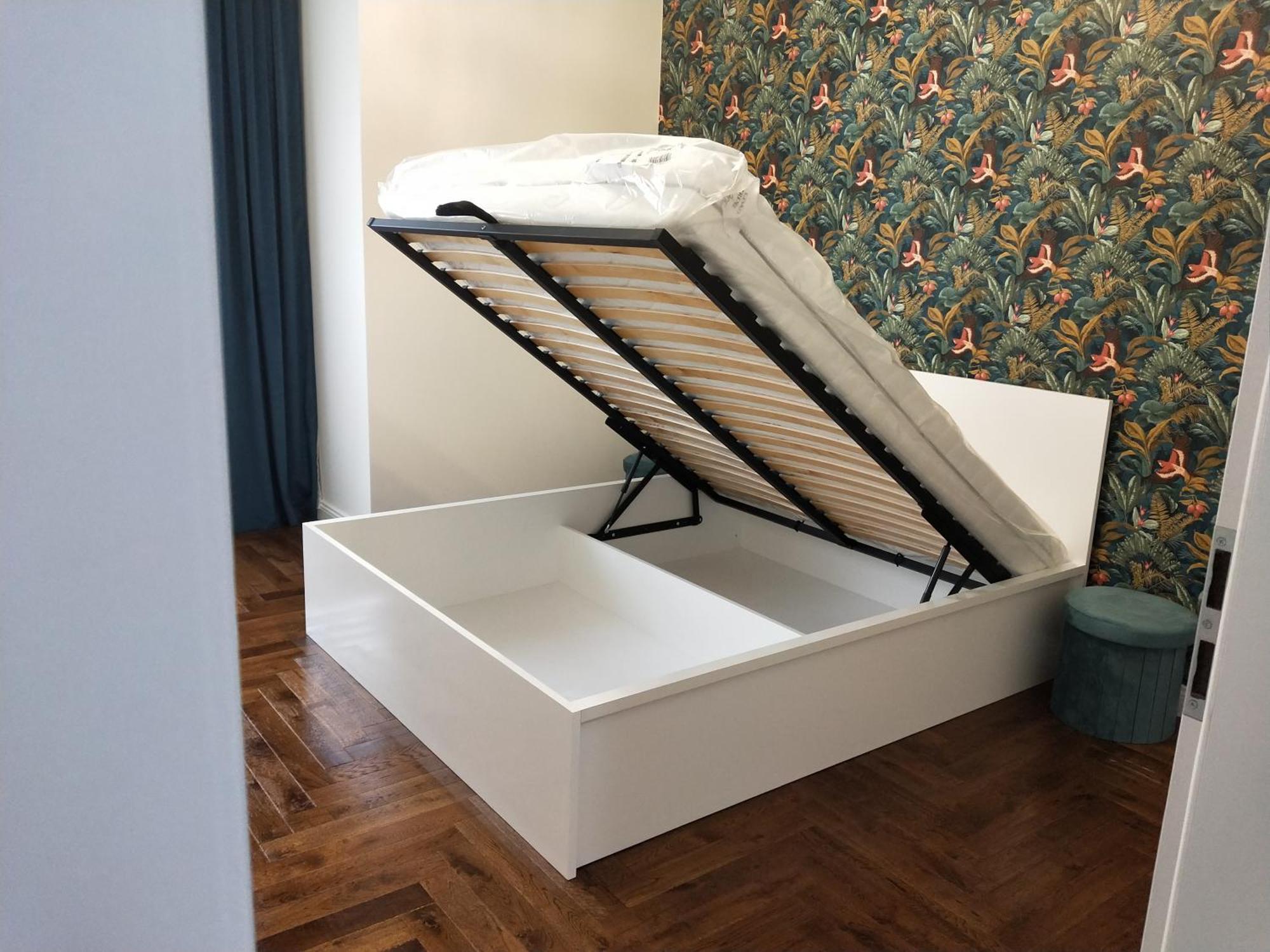 Aurora Apartment